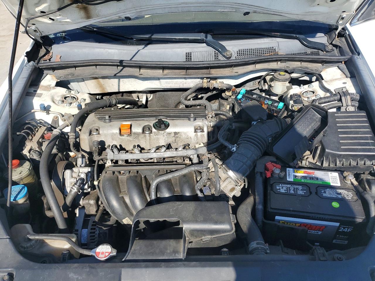 2008 Honda Accord Lx White vin: 1HGCP26378A030156