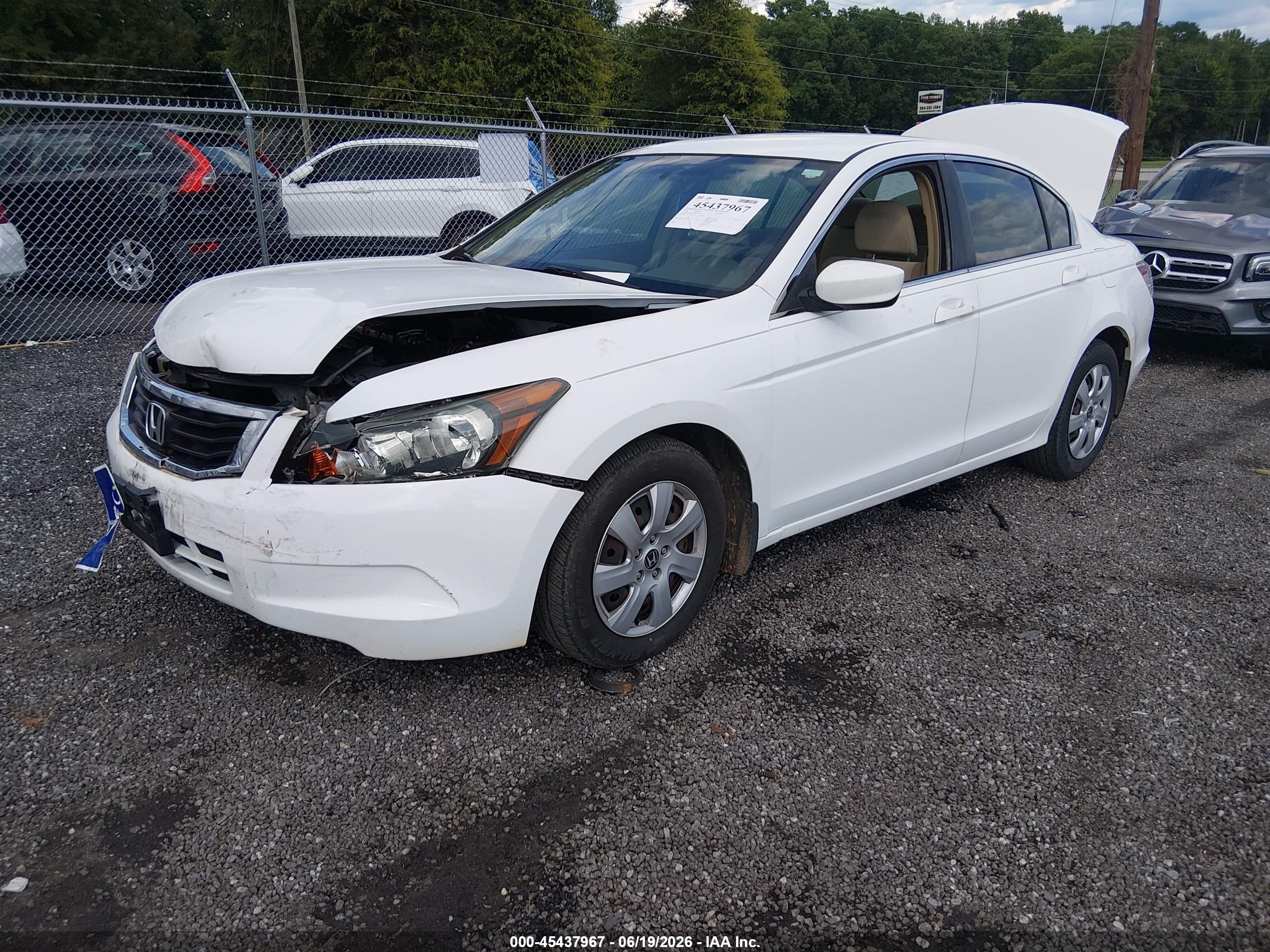 2008 Honda Accord 2.4 Lx White vin: 1HGCP26378A151351