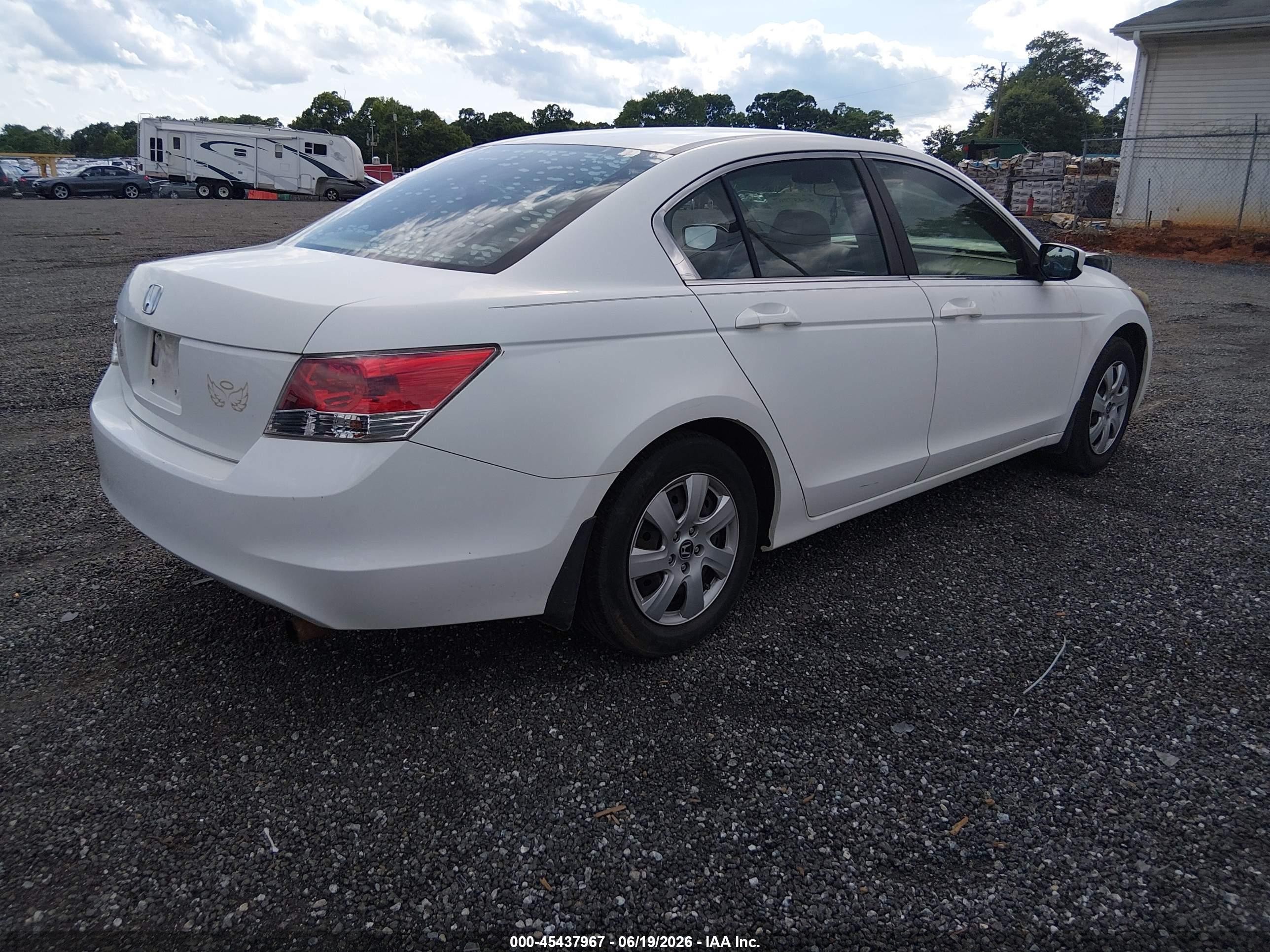 2008 Honda Accord 2.4 Lx White vin: 1HGCP26378A151351