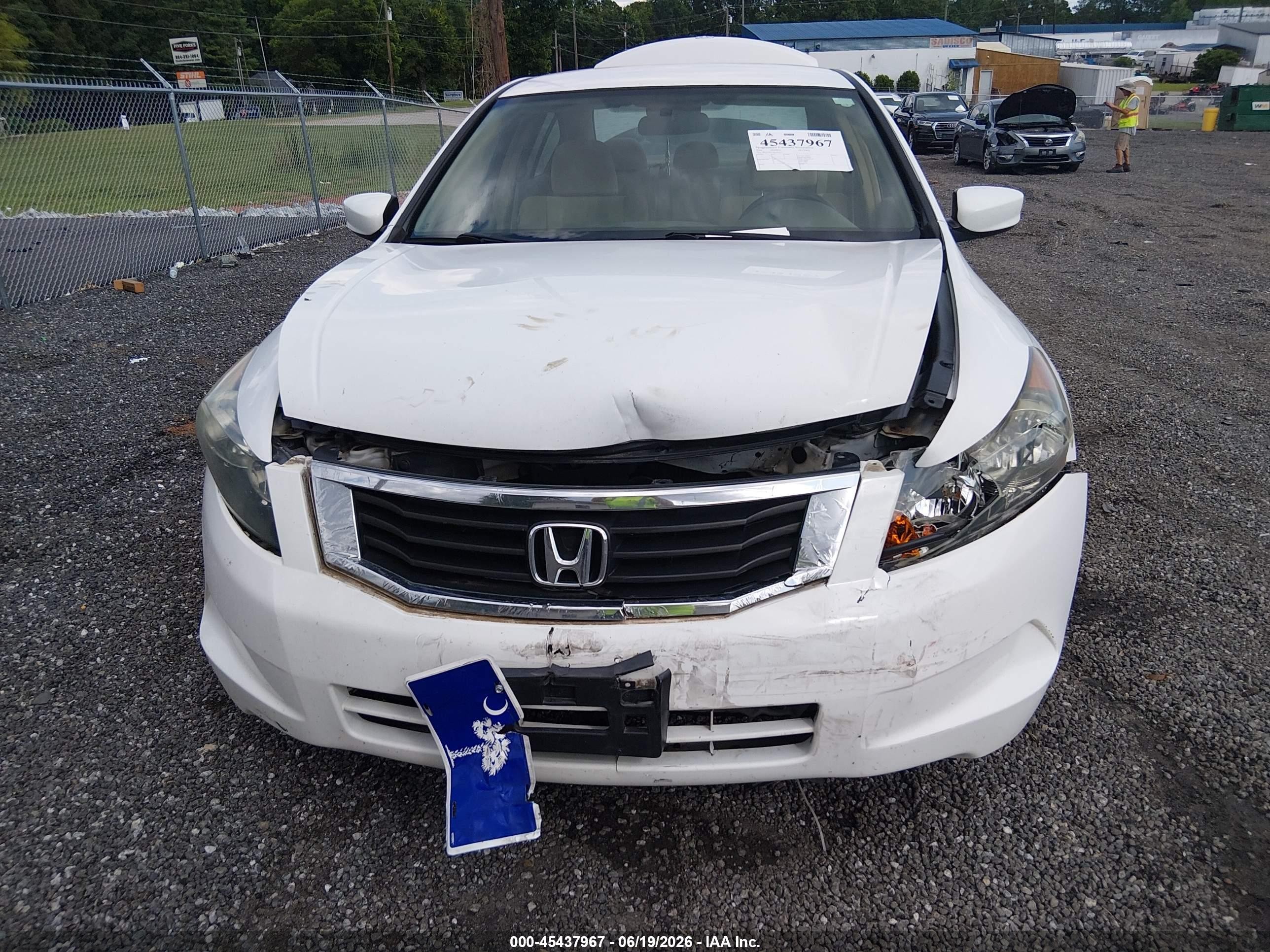 2008 Honda Accord 2.4 Lx White vin: 1HGCP26378A151351