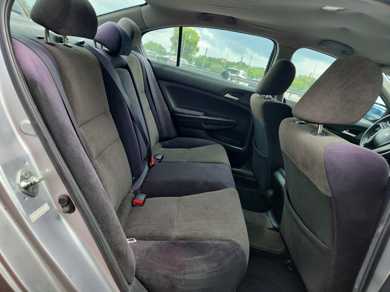 2009 Honda Accord Lx Серебряный vin: 1HGCP26379A011530