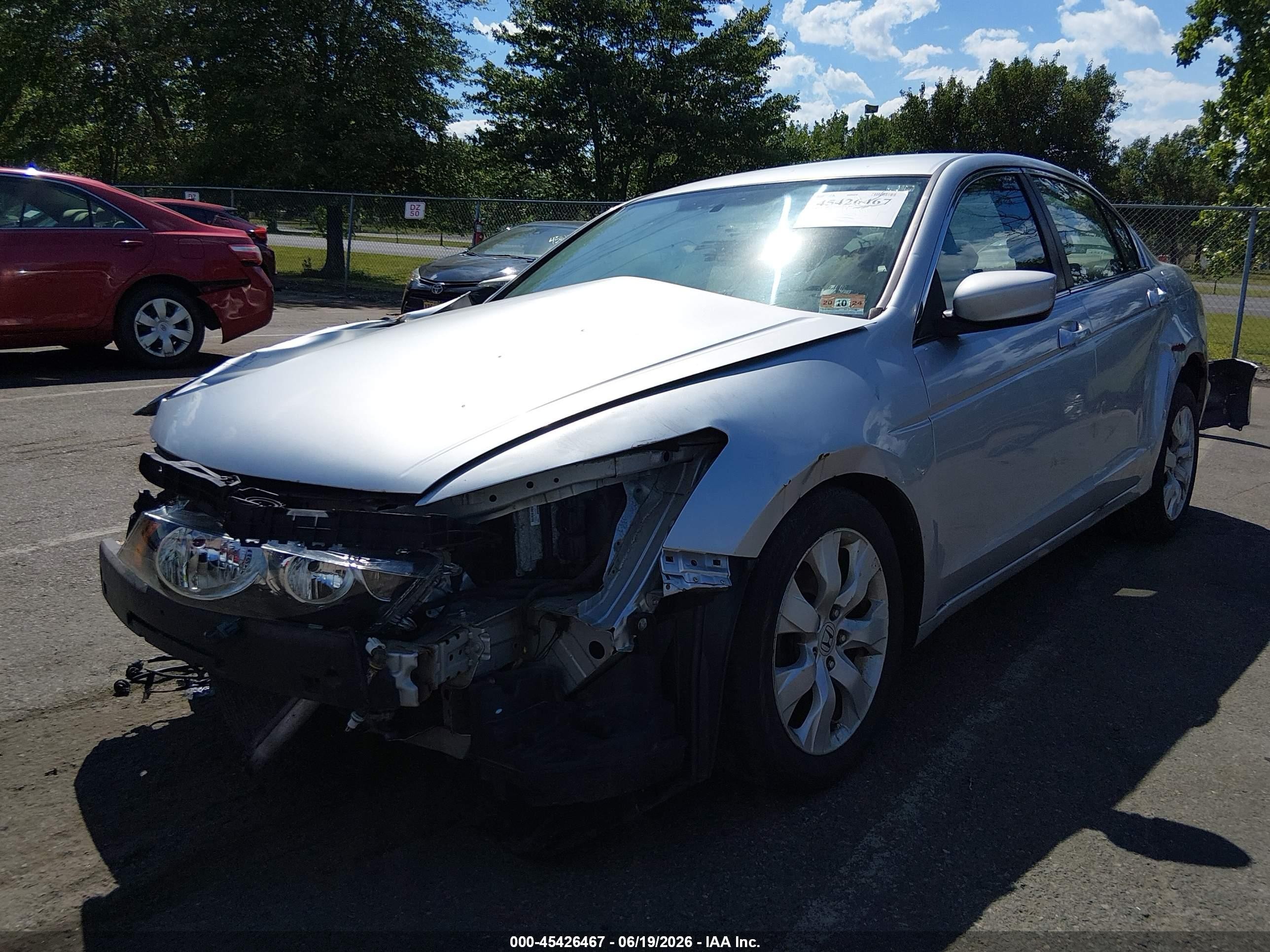 2009 Honda Accord 2.4 Lx Серебряный vin: 1HGCP26379A030336