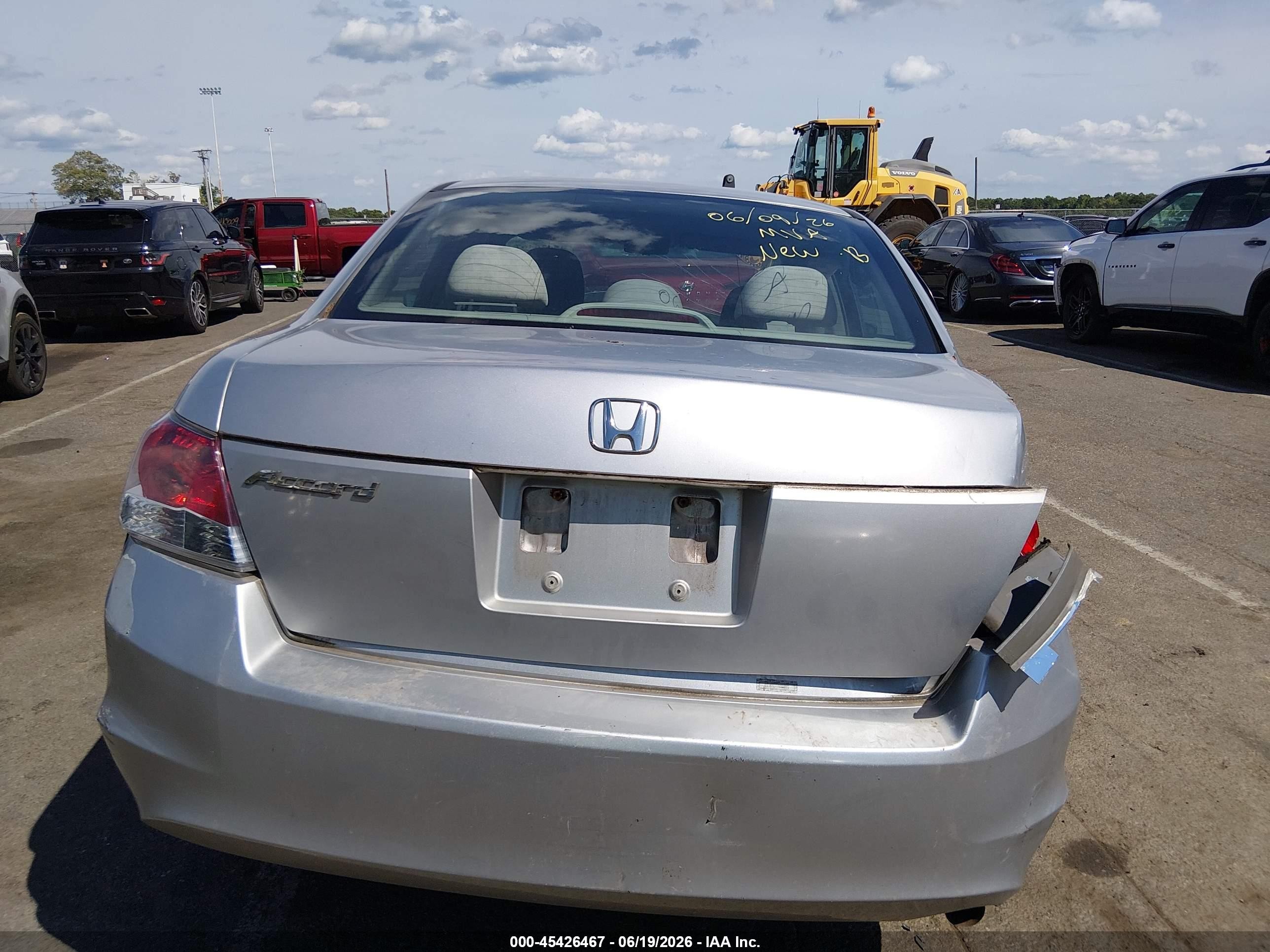 2009 Honda Accord 2.4 Lx Серебряный vin: 1HGCP26379A030336