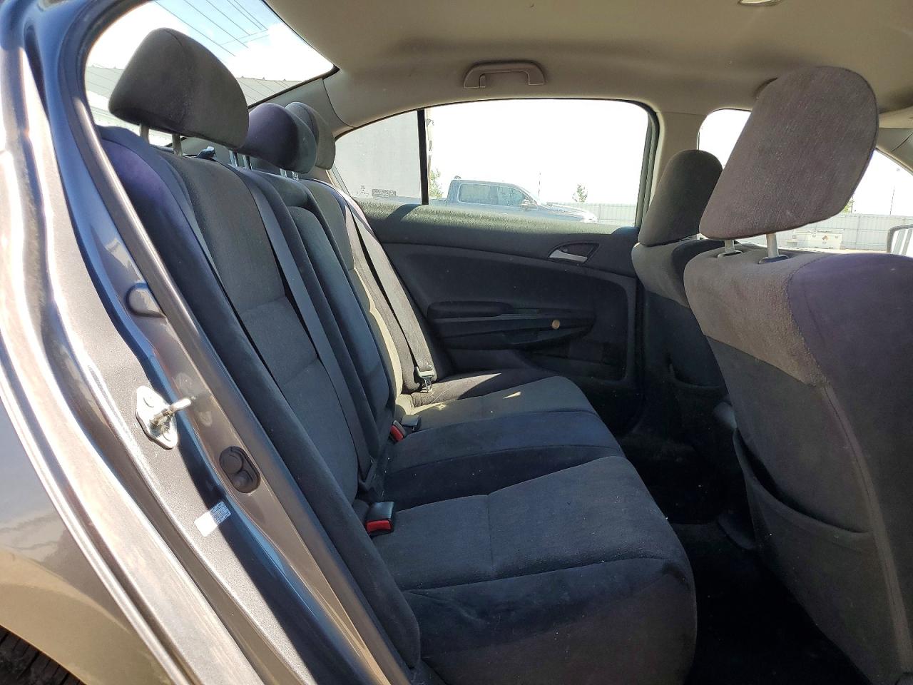 2009 Honda Accord Lx Gray vin: 1HGCP26379A051851
