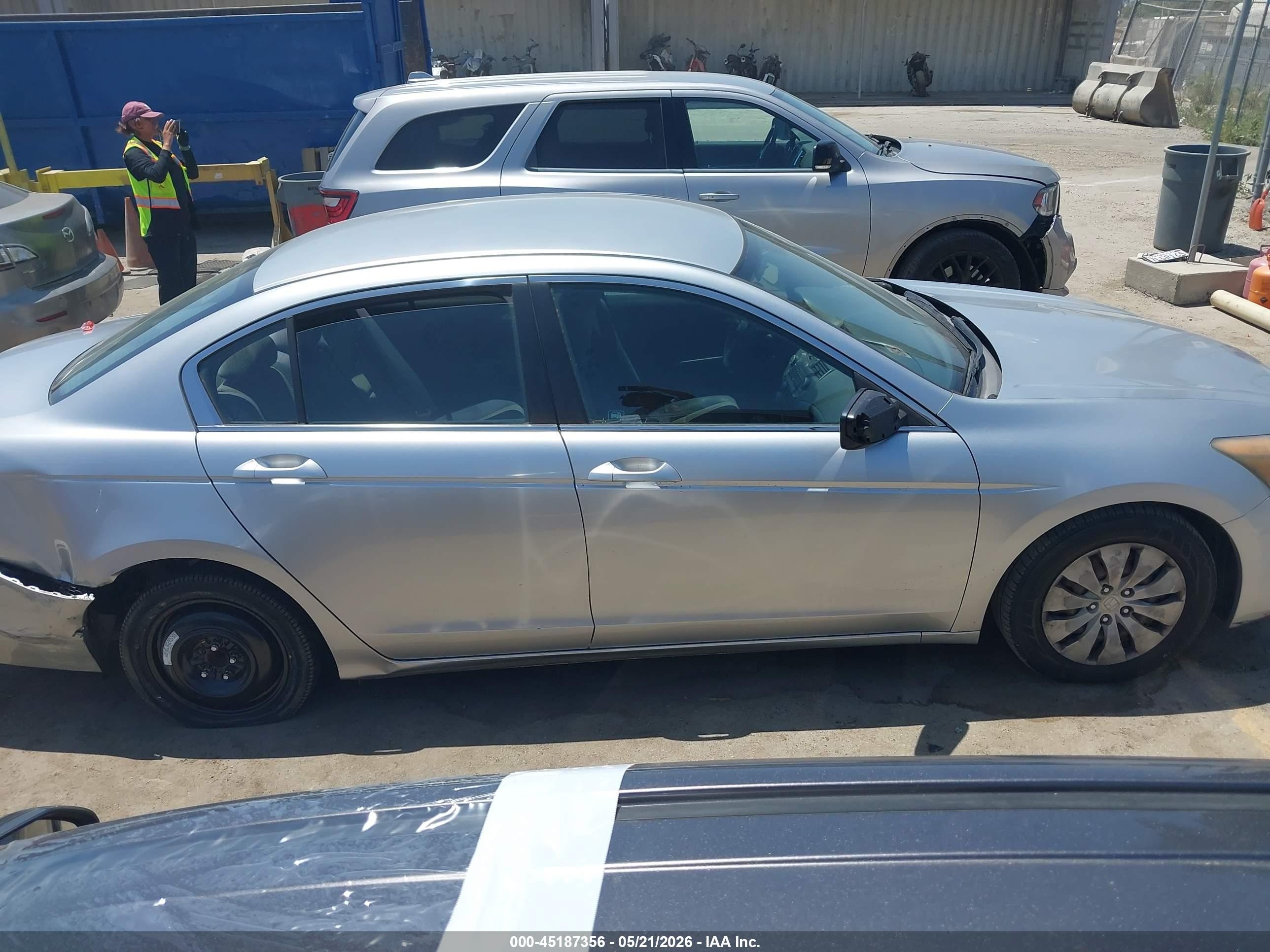 2009 Honda Accord 2.4 Lx Silver vin: 1HGCP26379A072487