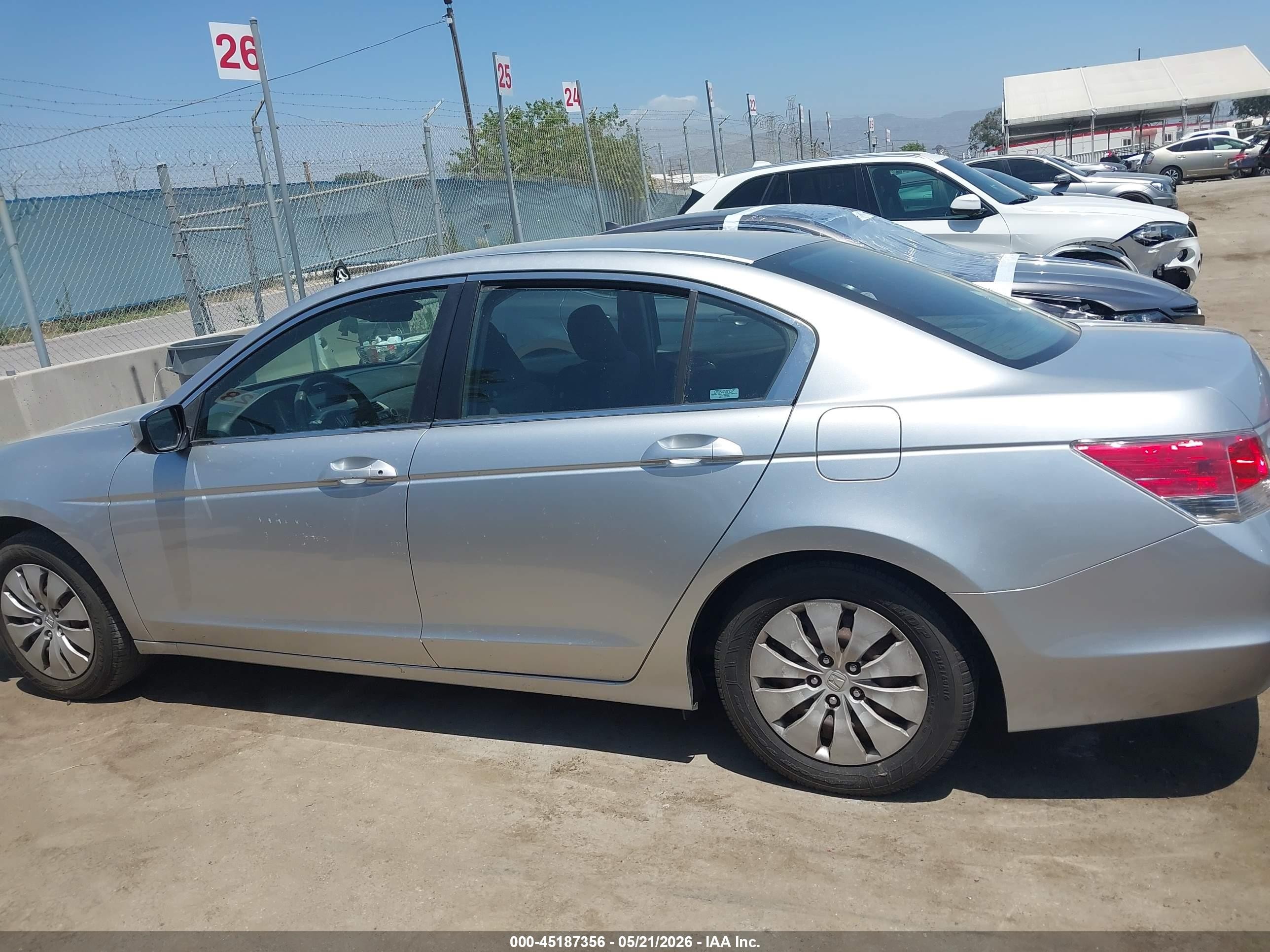 2009 Honda Accord 2.4 Lx Silver vin: 1HGCP26379A072487