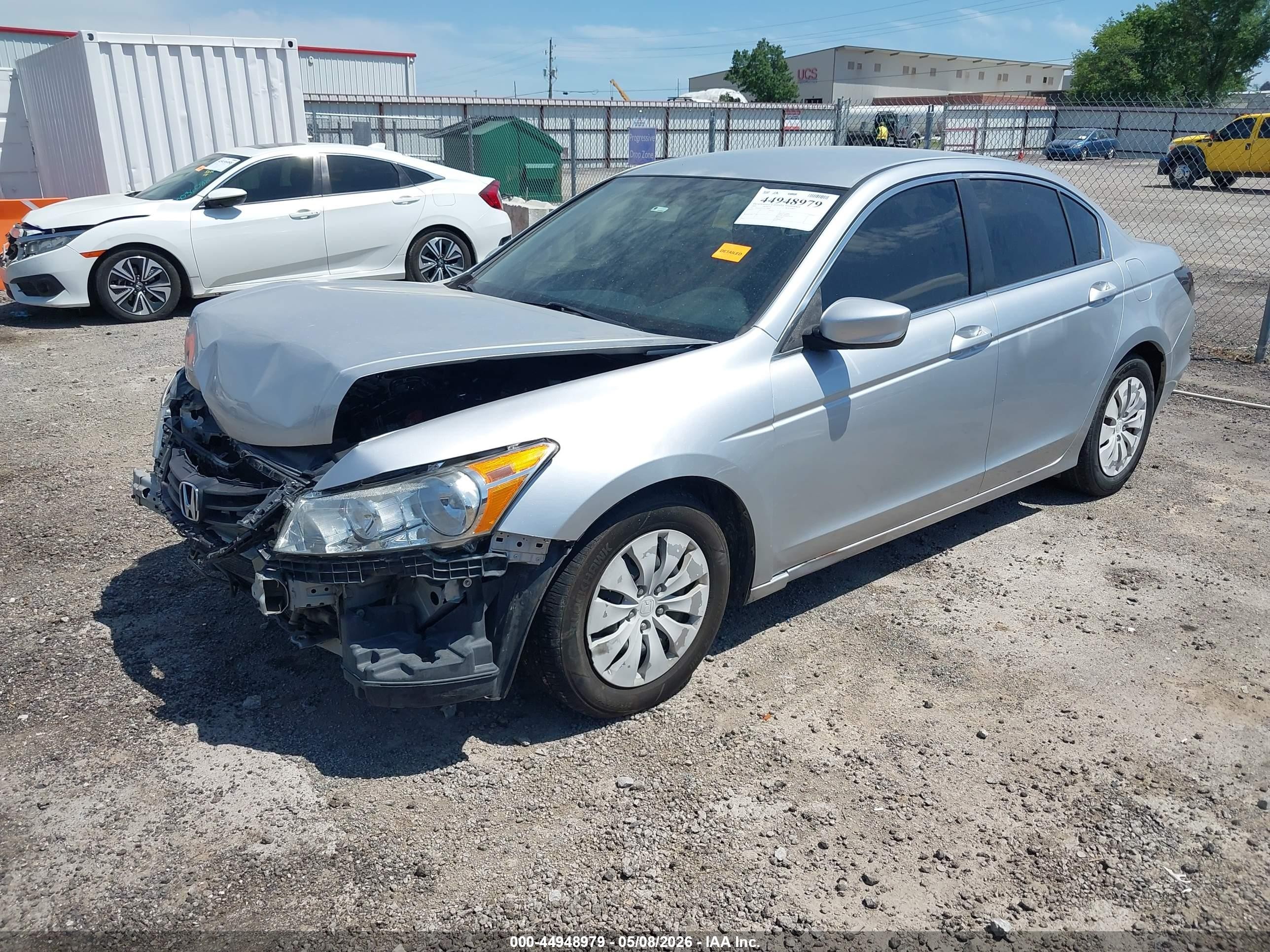 2009 Honda Accord 2.4 Lx Серебряный vin: 1HGCP26379A116049