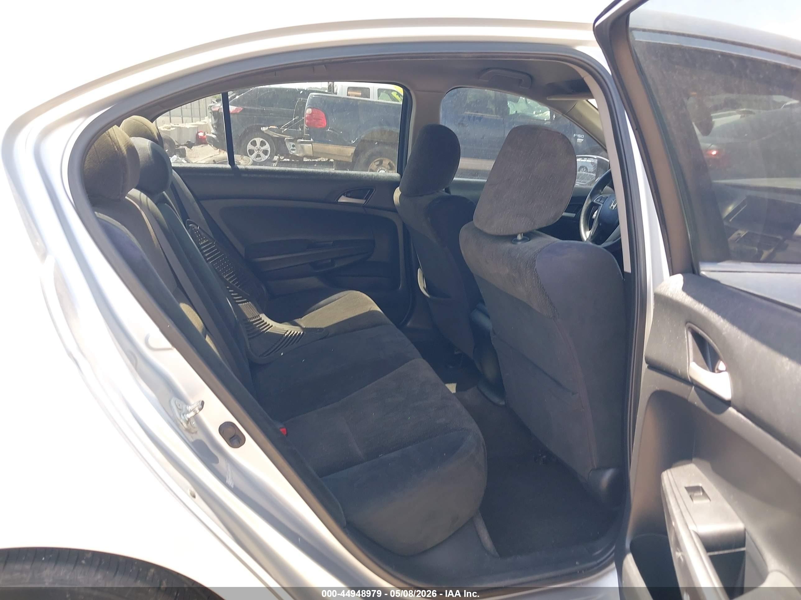 2009 Honda Accord 2.4 Lx Серебряный vin: 1HGCP26379A116049