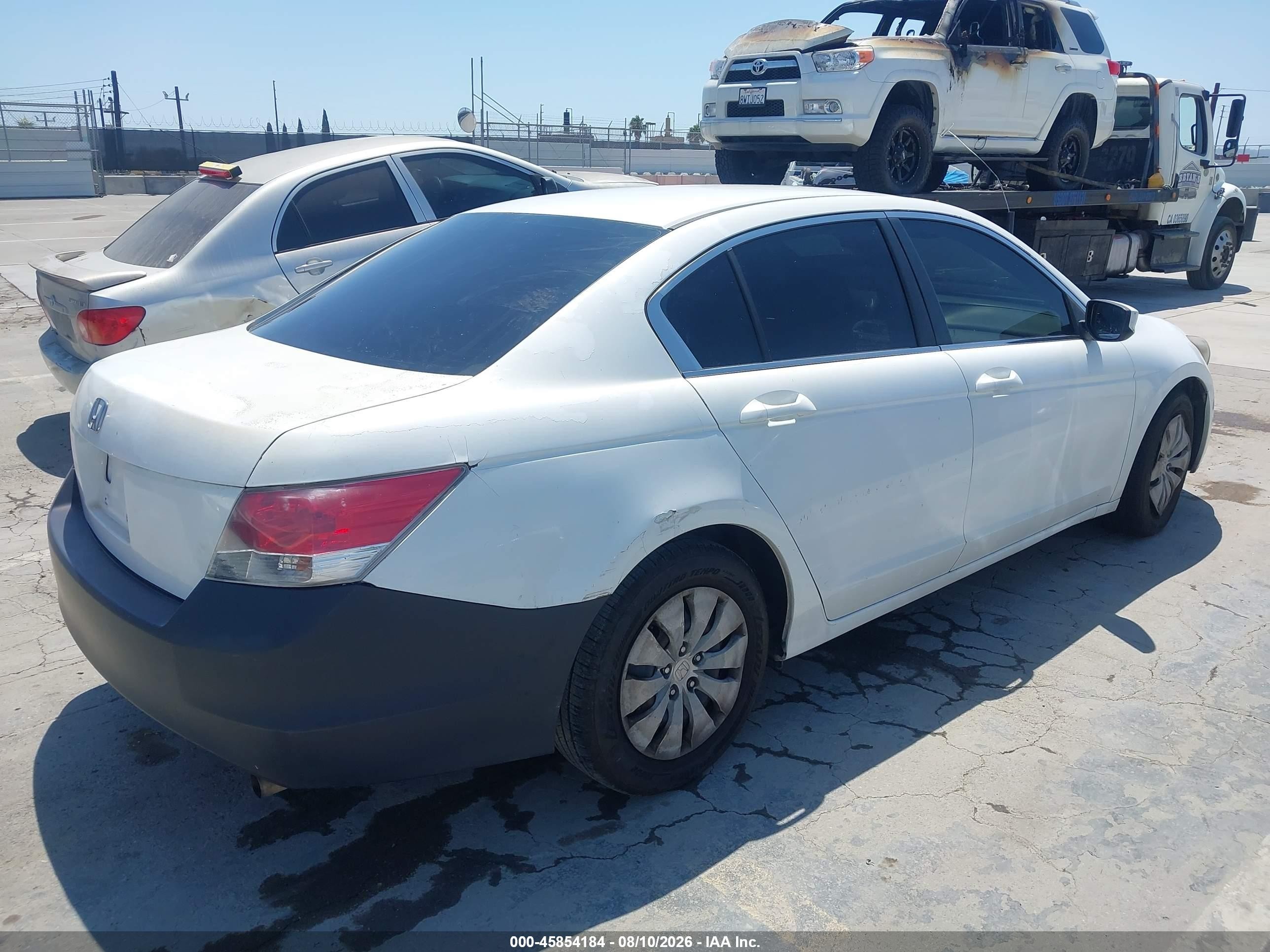 2009 Honda Accord 2.4 Lx White vin: 1HGCP26379A127021