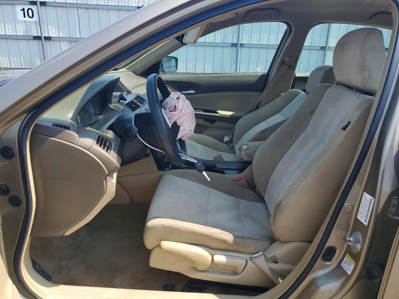 2009 Honda Accord Lx Gold vin: 1HGCP26379A164067