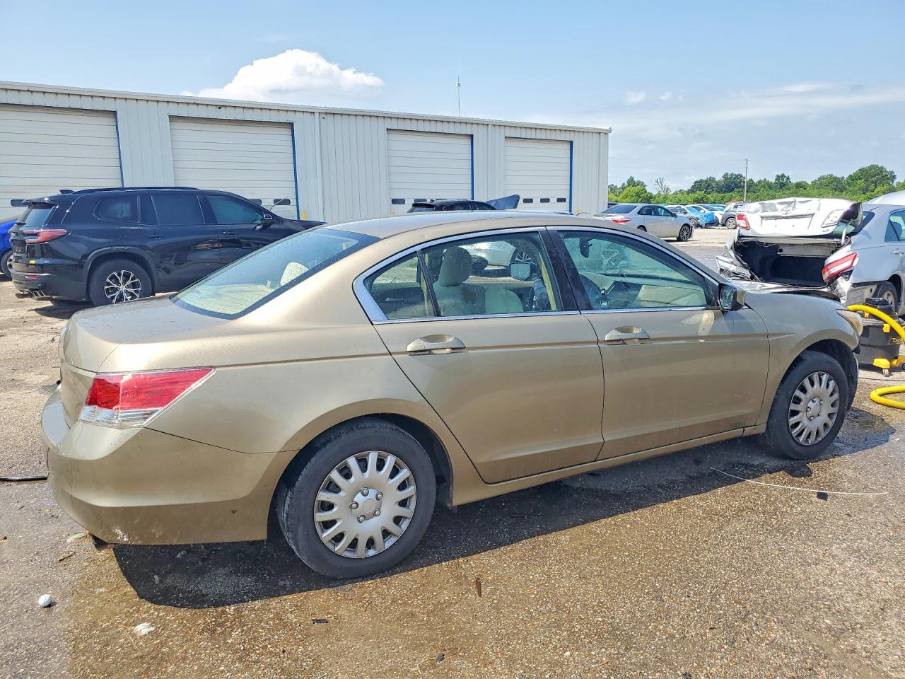 2009 Honda Accord Lx Gold vin: 1HGCP26379A164067