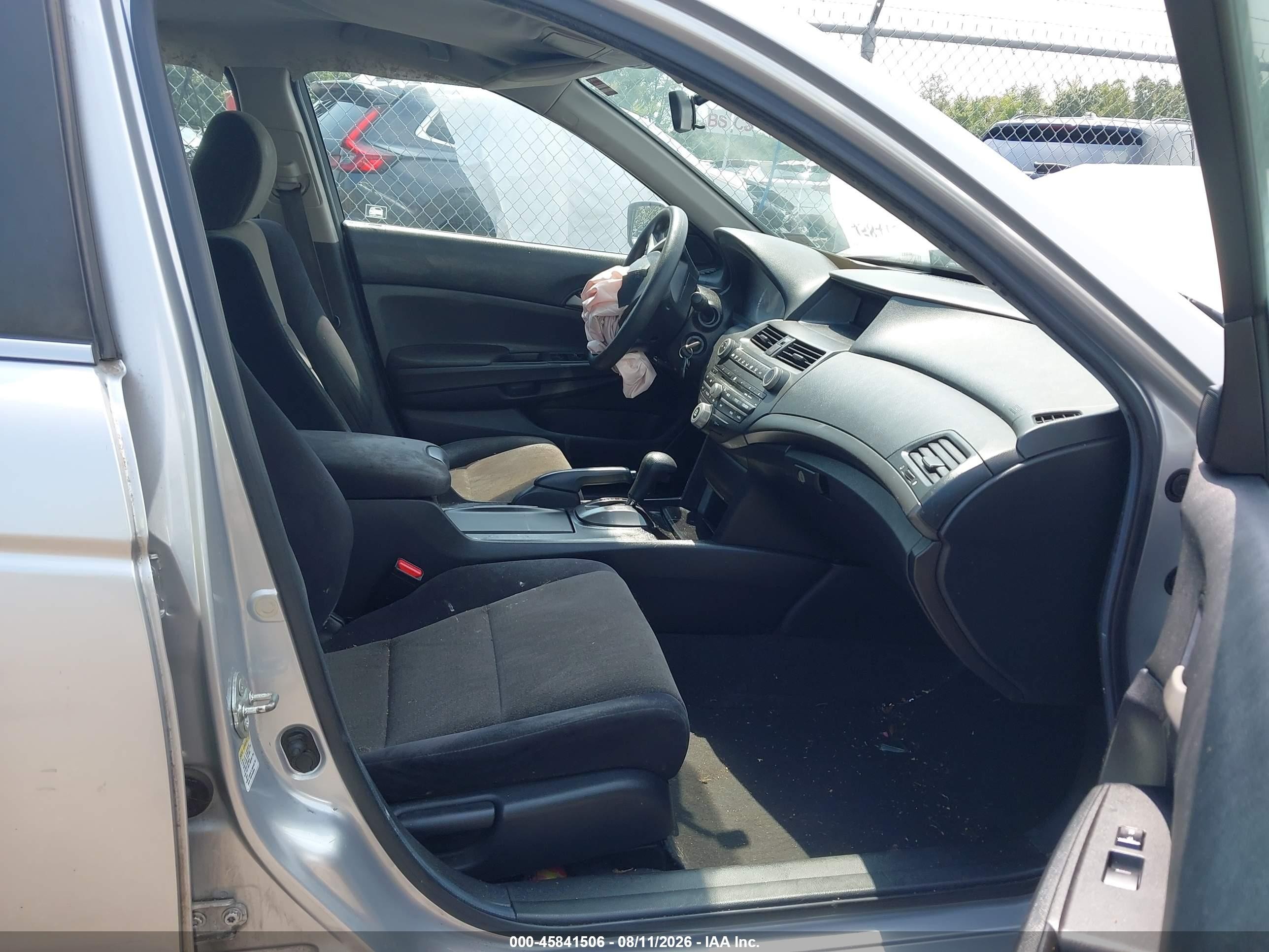 2008 Honda Accord 2.4 Lx Silver vin: 1HGCP26388A037259