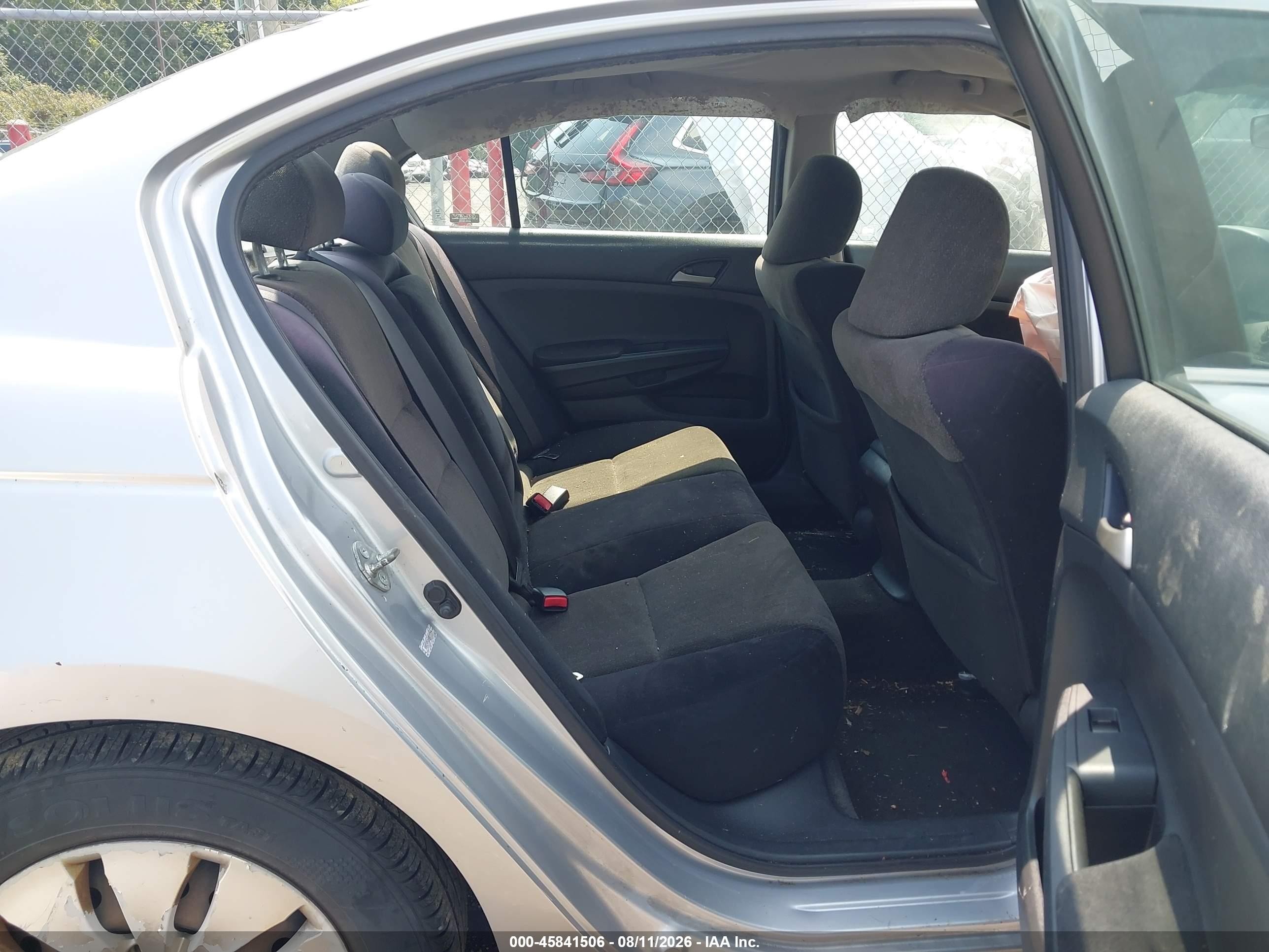 2008 Honda Accord 2.4 Lx Silver vin: 1HGCP26388A037259