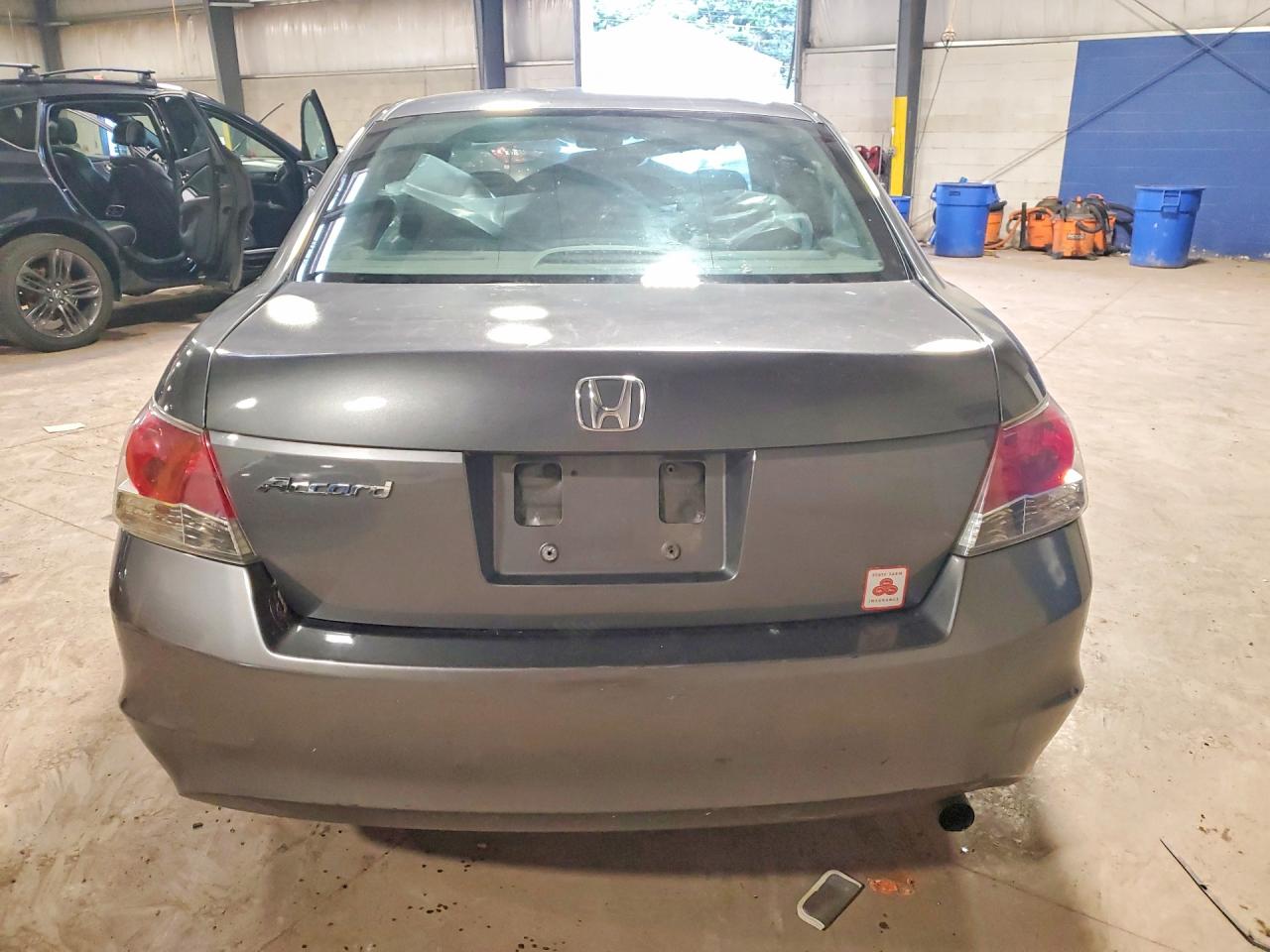 2008 Honda Accord Lx Silver vin: 1HGCP26388A134994