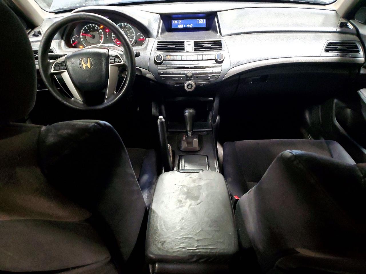 2008 Honda Accord Lx Silver vin: 1HGCP26388A134994