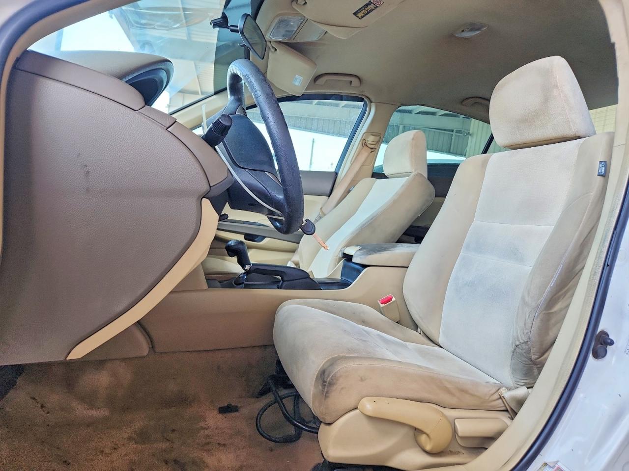 2008 Honda Accord Lx White vin: 1HGCP26388A139841