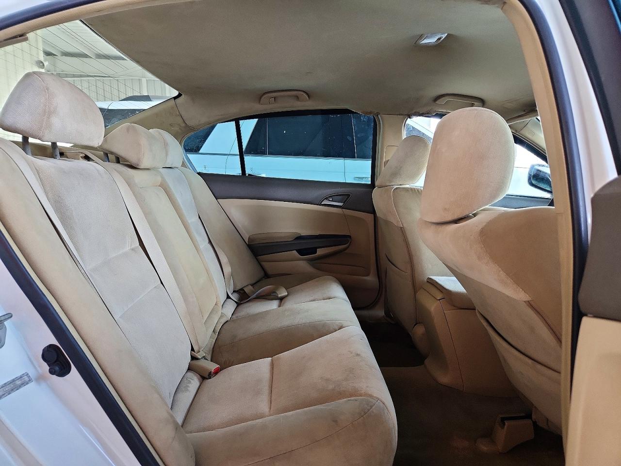 2008 Honda Accord Lx White vin: 1HGCP26388A139841