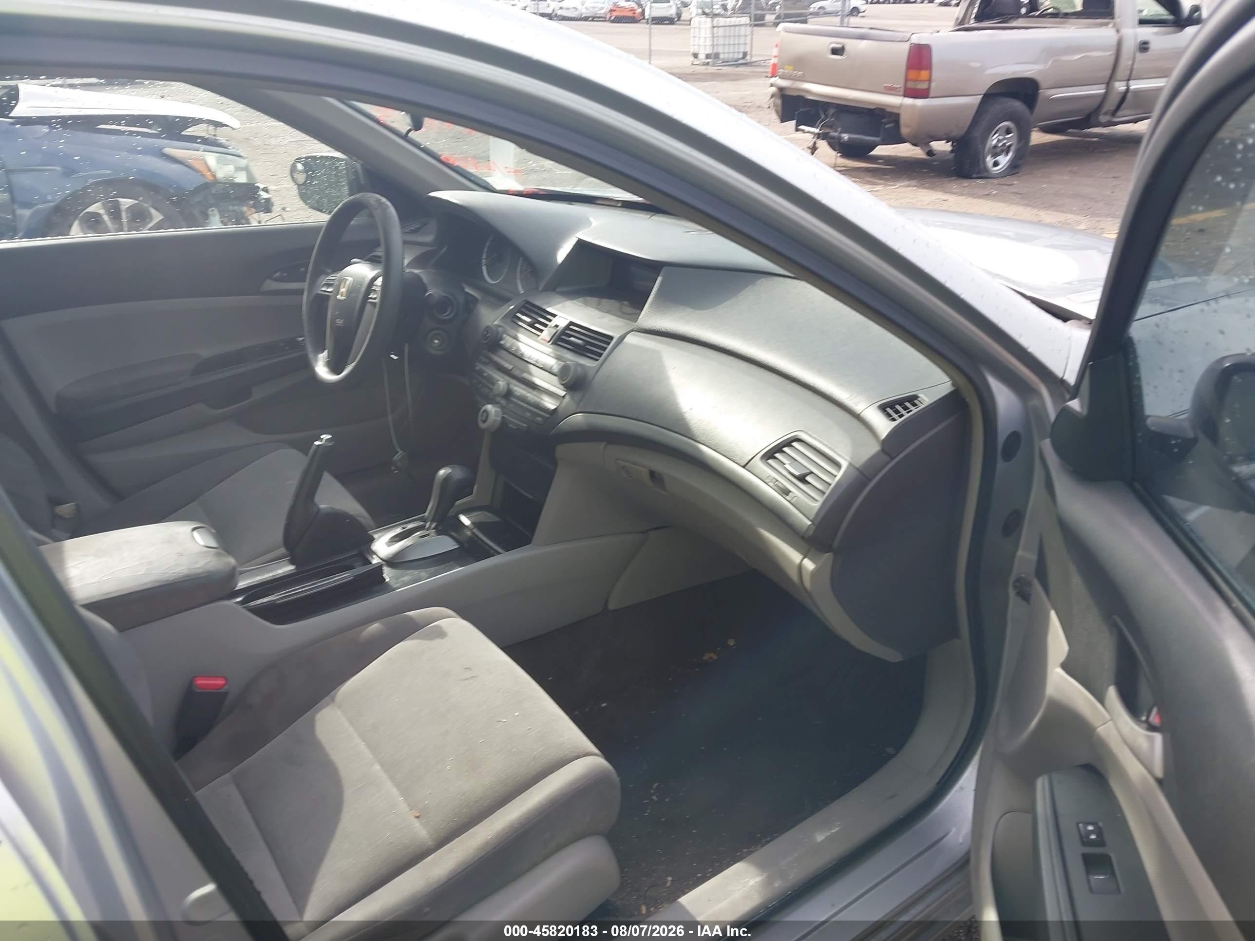 2009 Honda Accord 2.4 Lx Серебряный vin: 1HGCP26389A018907