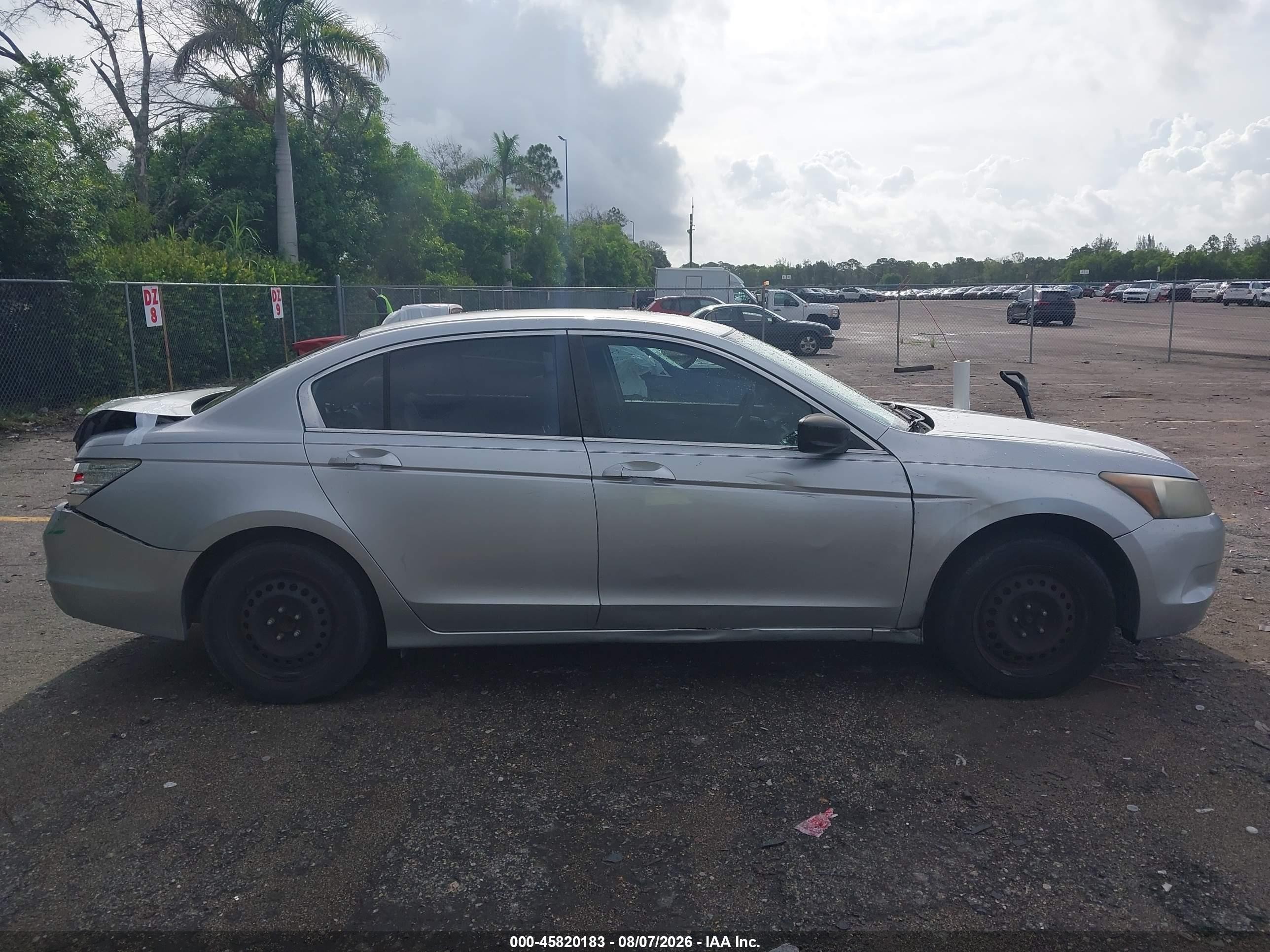 2009 Honda Accord 2.4 Lx Серебряный vin: 1HGCP26389A018907
