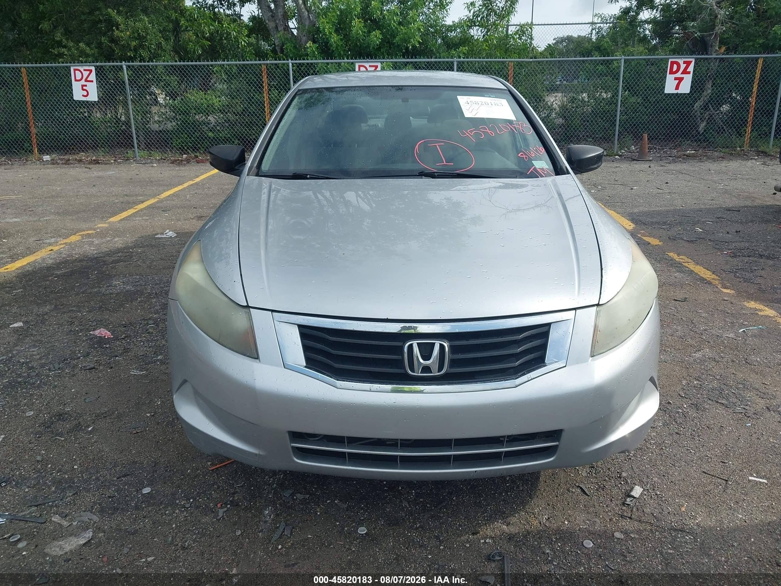 2009 Honda Accord 2.4 Lx Серебряный vin: 1HGCP26389A018907