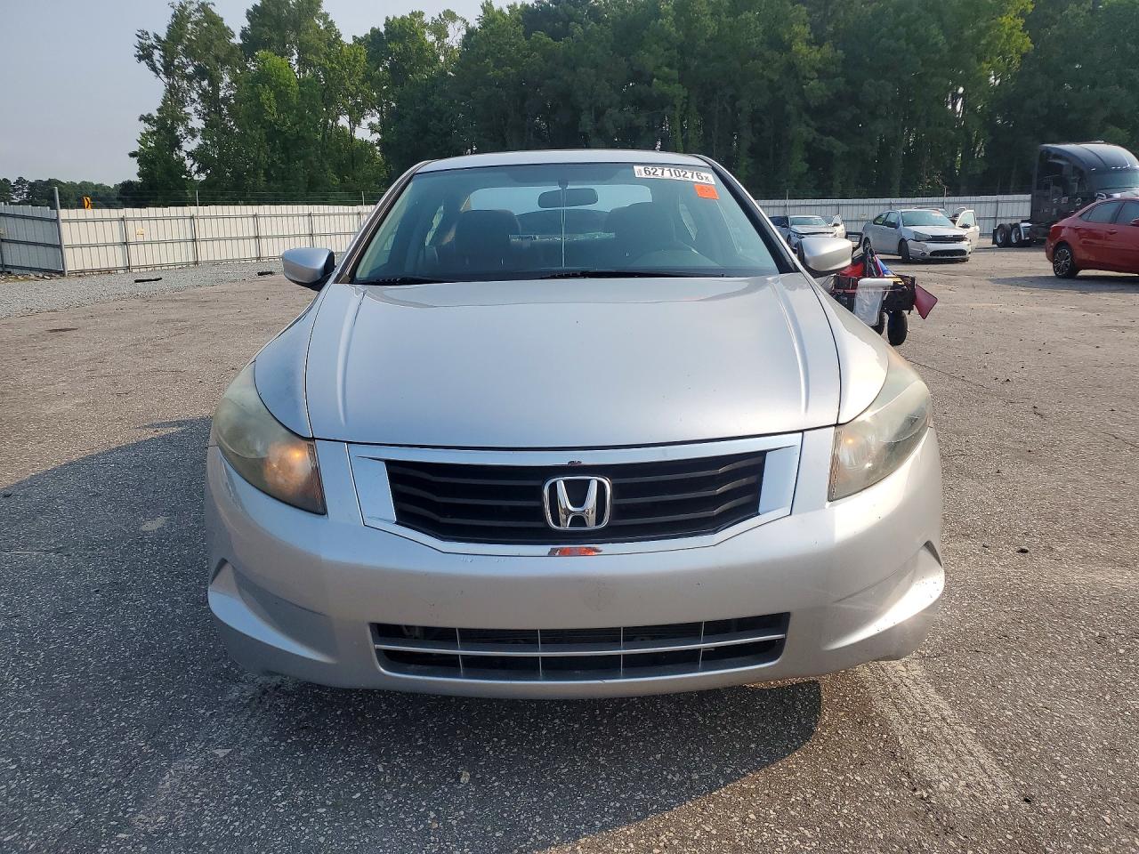 2008 Honda Accord Lx Silver vin: 1HGCP26398A126094