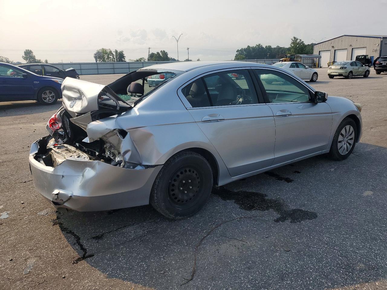 2008 Honda Accord Lx Silver vin: 1HGCP26398A126094