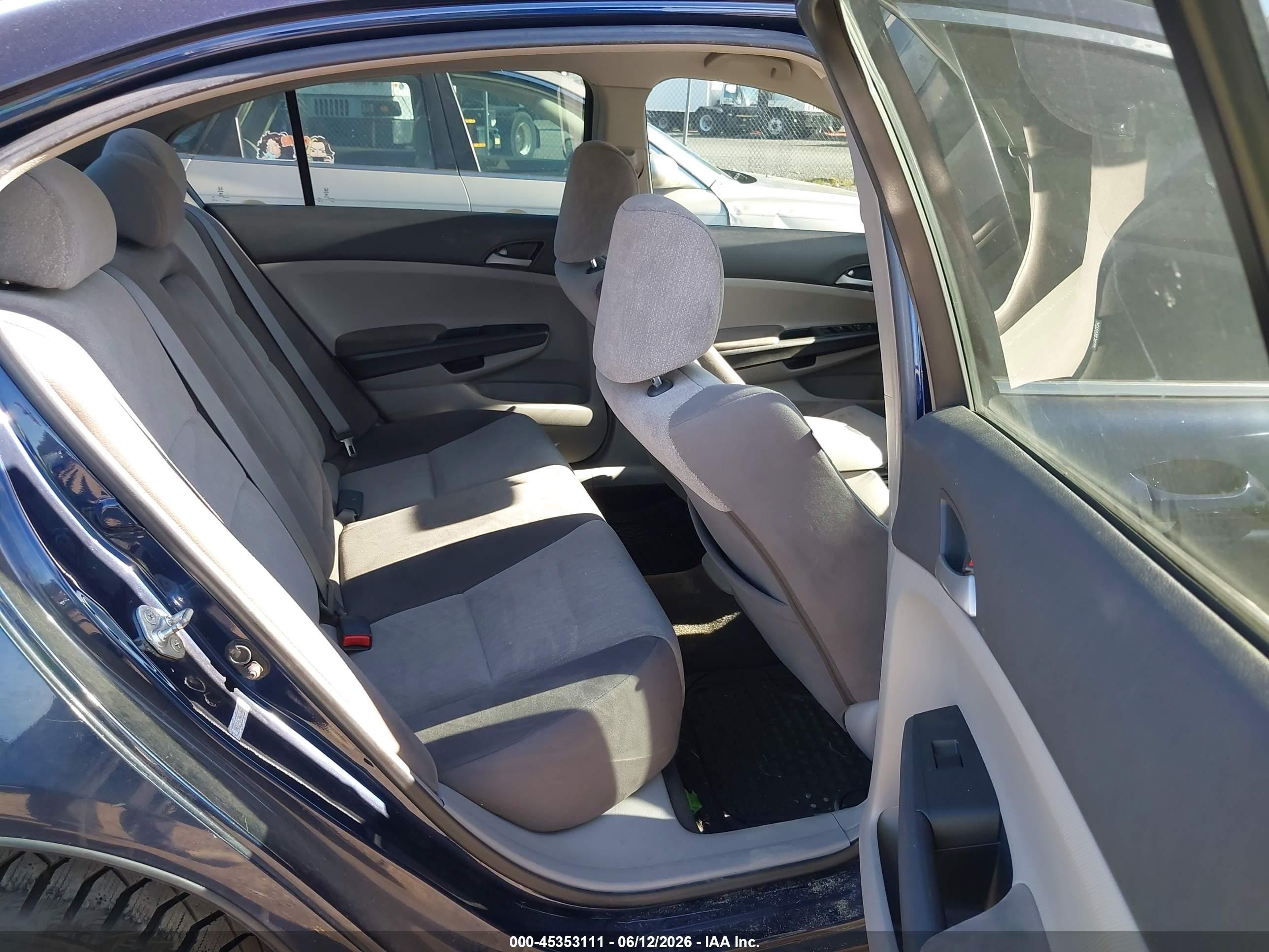 2008 Honda Accord 2.4 Lx Dark Blue vin: 1HGCP26398A144420