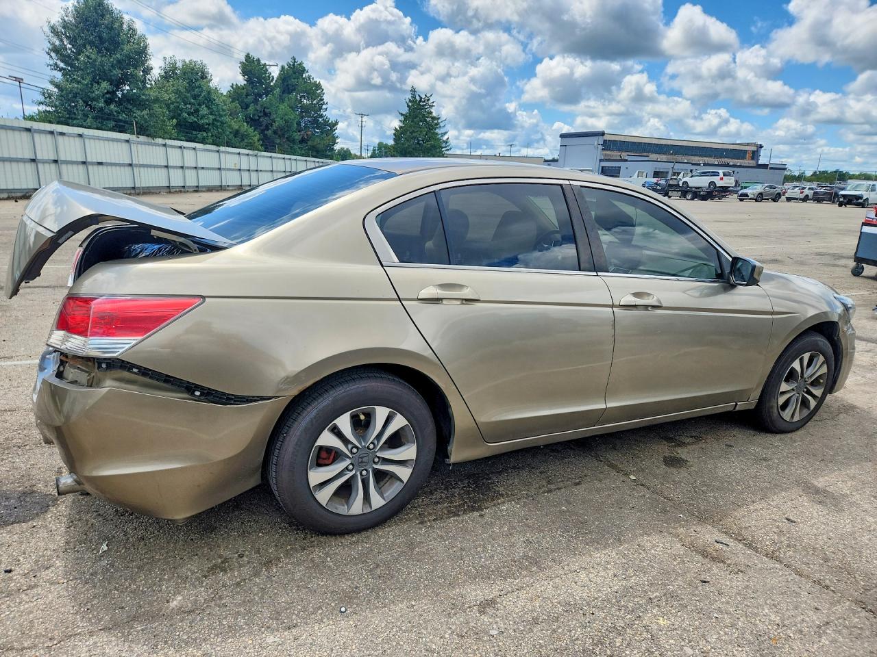 2009 Honda Accord Lx Gold vin: 1HGCP26399A007592