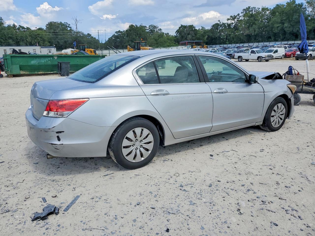 2009 Honda Accord Lx Silver vin: 1HGCP26399A018172