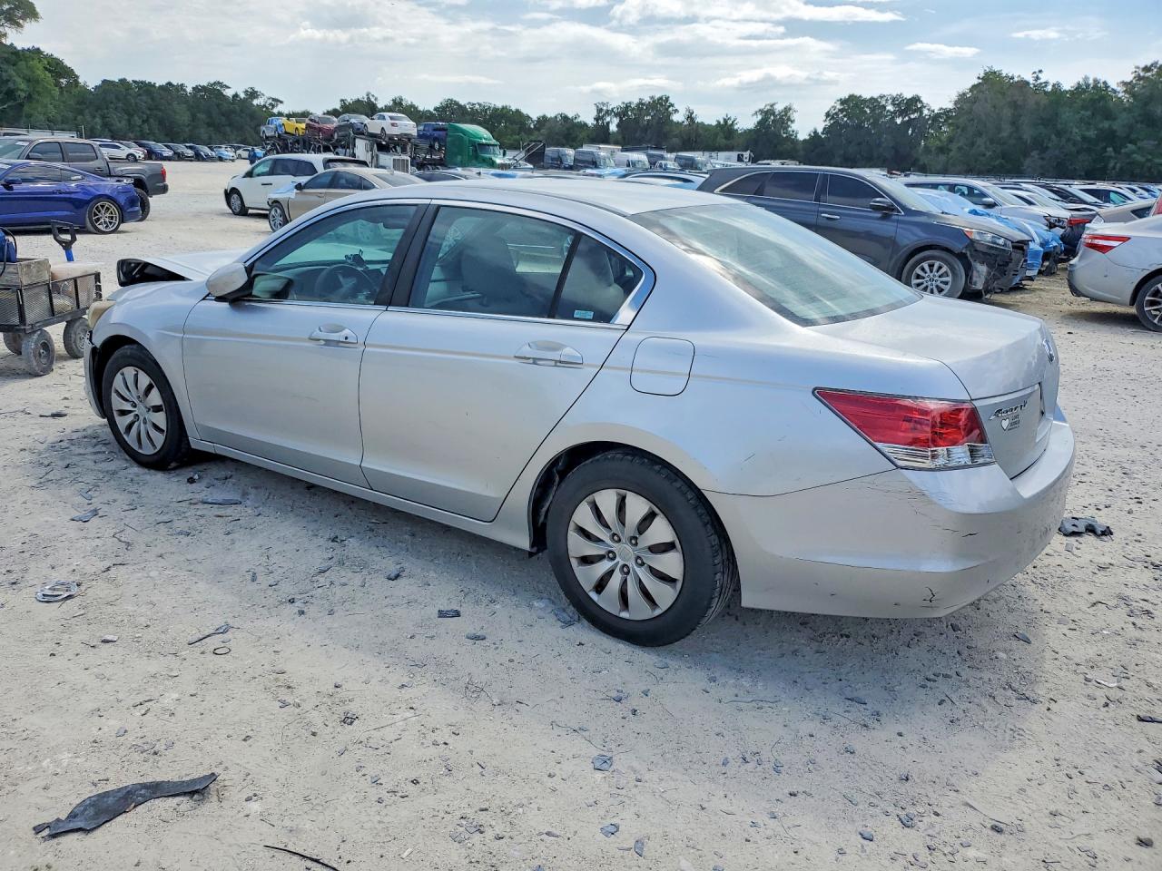 2009 Honda Accord Lx Silver vin: 1HGCP26399A018172