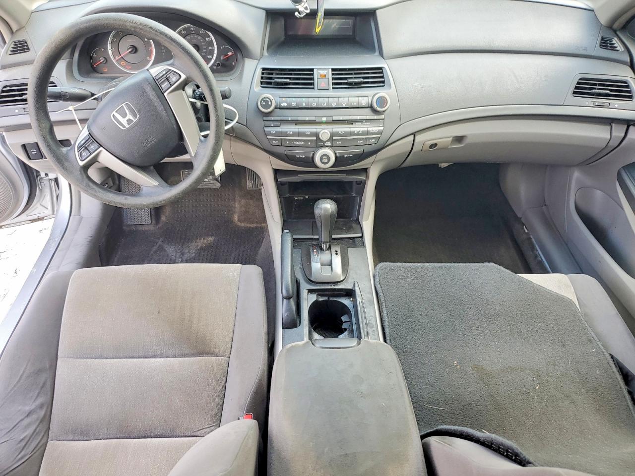 2009 Honda Accord Lx Silver vin: 1HGCP26399A018172