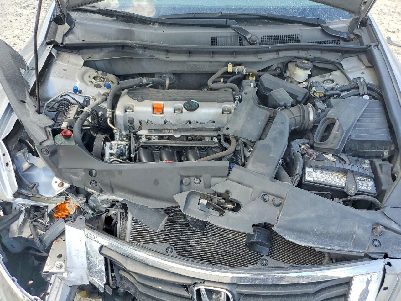 2009 Honda Accord Lx Silver vin: 1HGCP26399A018172