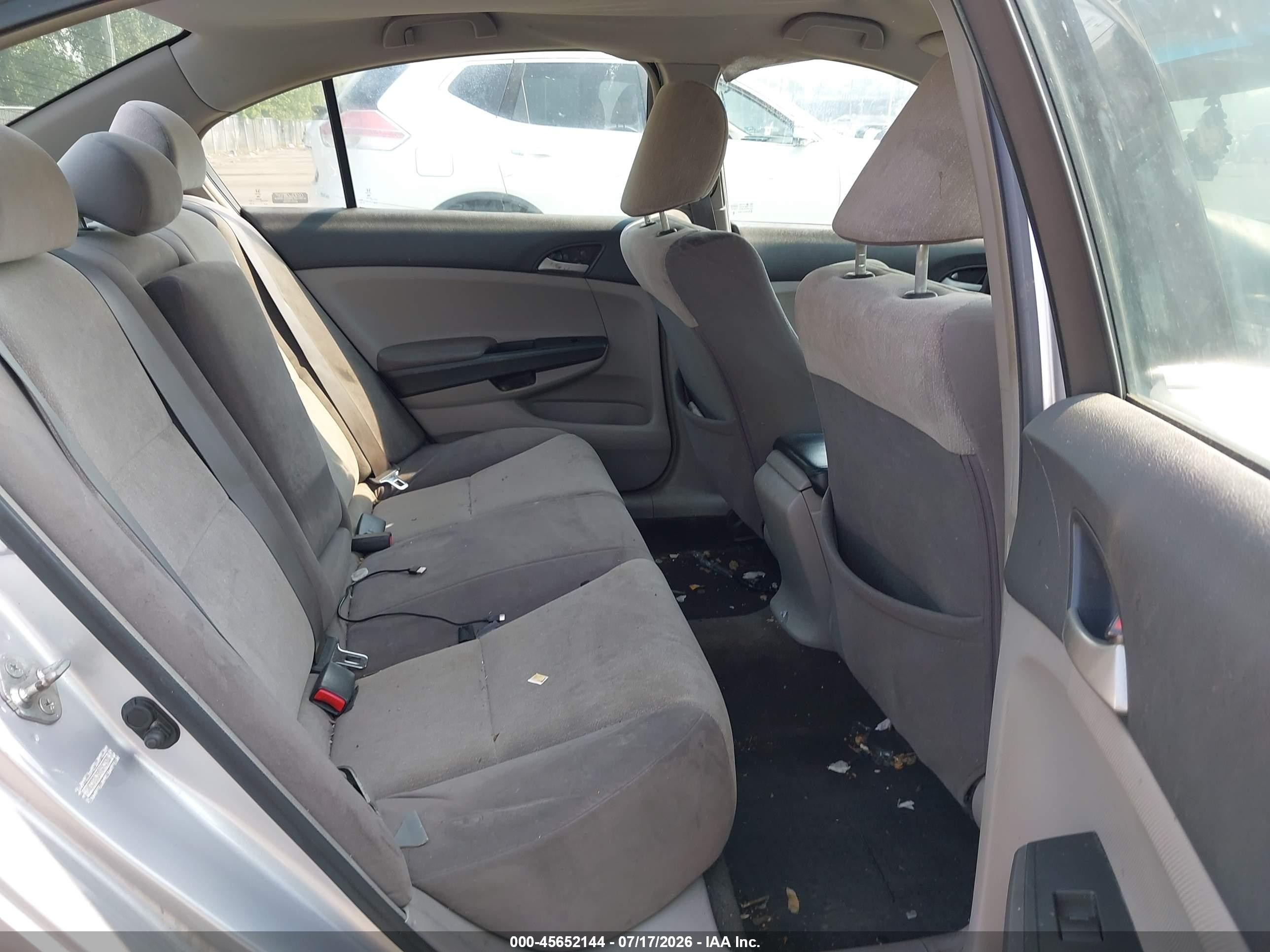 2009 Honda Accord 2.4 Lx Silver vin: 1HGCP26399A043928