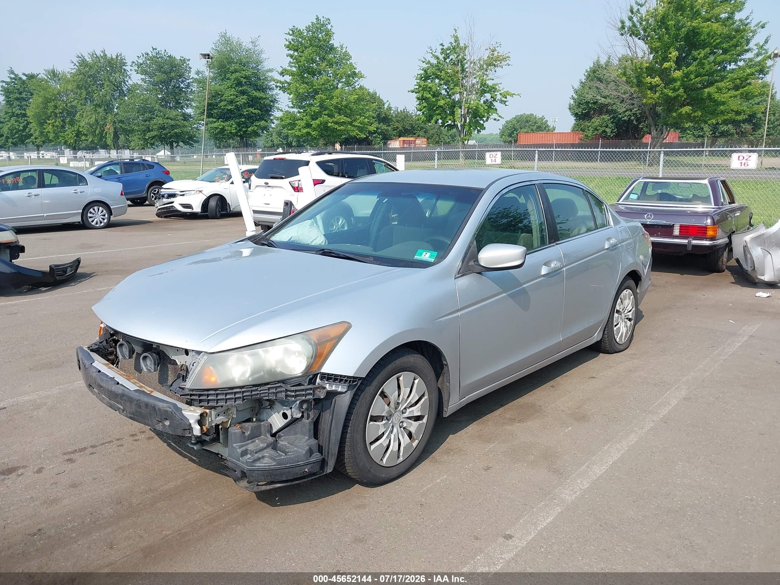 2009 Honda Accord 2.4 Lx Silver vin: 1HGCP26399A043928