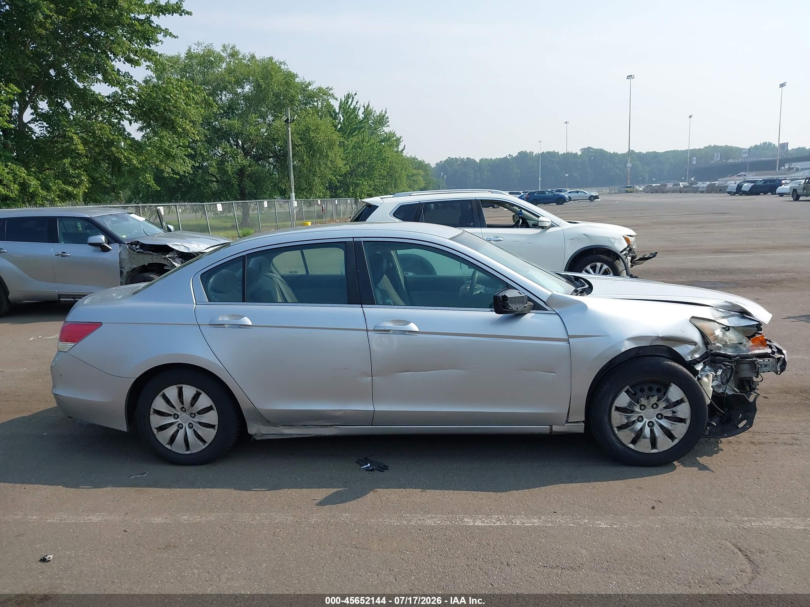2009 Honda Accord 2.4 Lx Silver vin: 1HGCP26399A043928