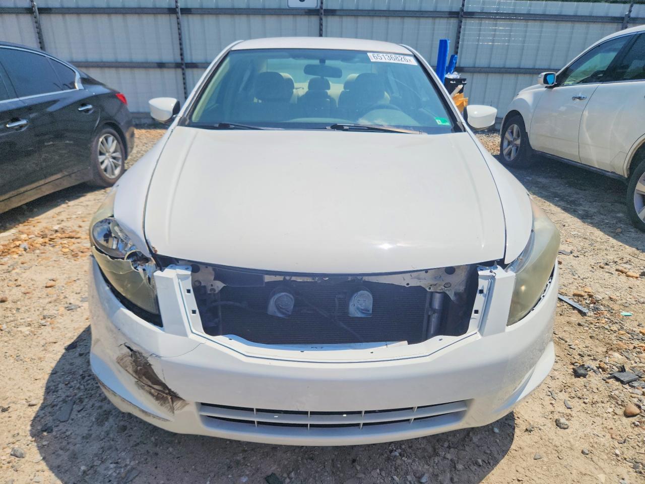 2009 Honda Accord Lx White vin: 1HGCP26399A197183
