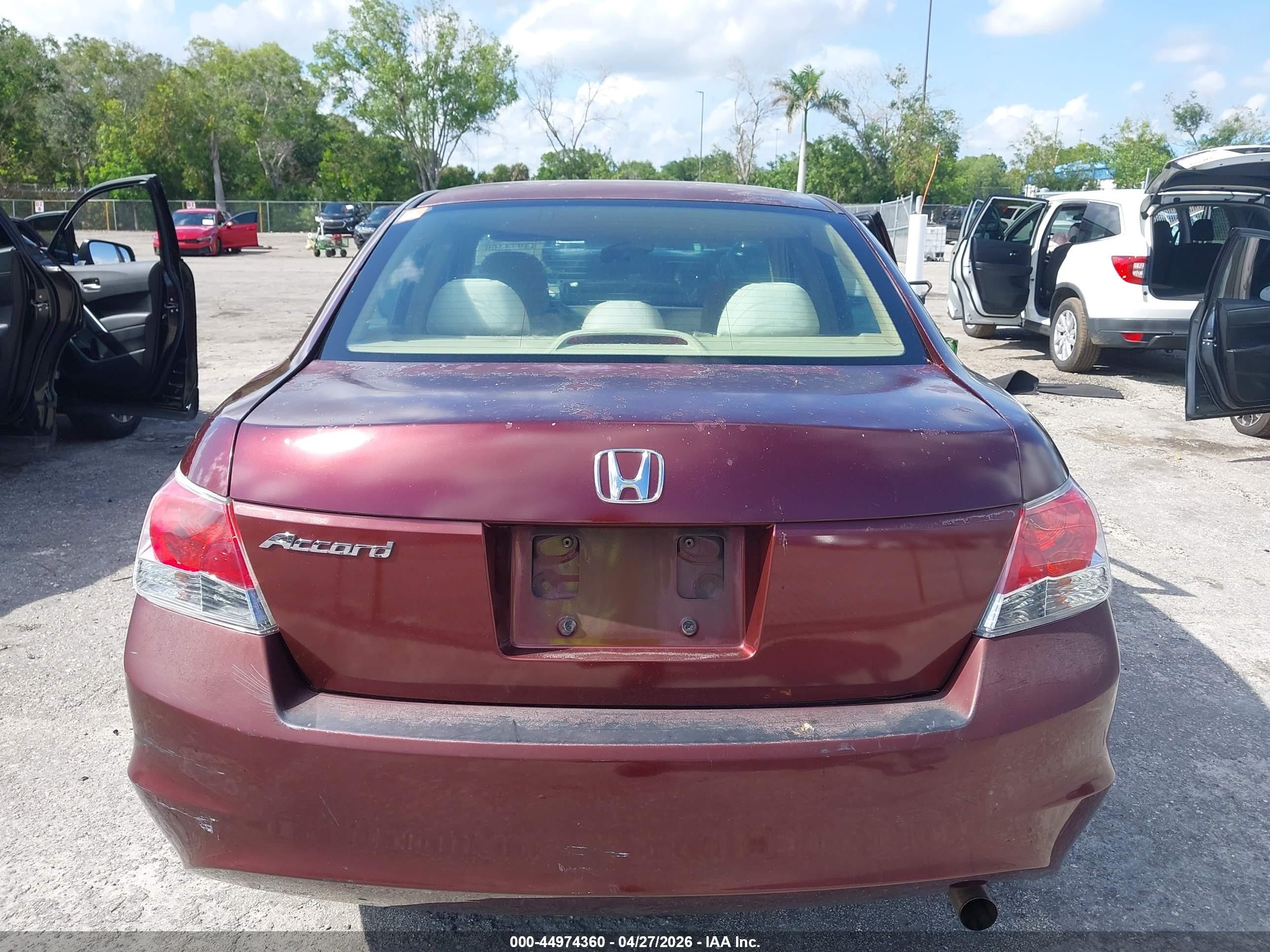 2009 Honda Accord 2.4 Lx Burgundy vin: 1HGCP26399A200700