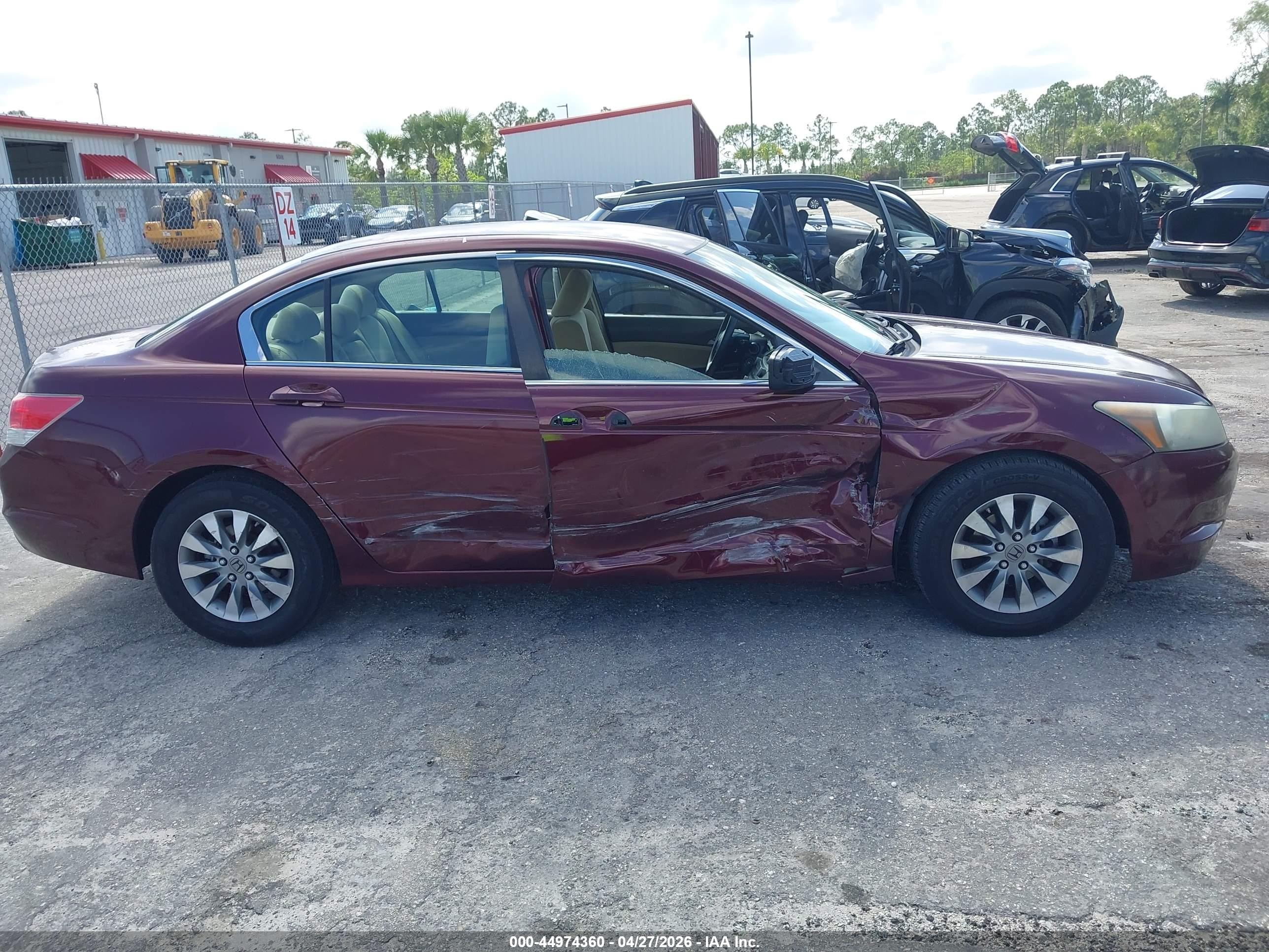 2009 Honda Accord 2.4 Lx Burgundy vin: 1HGCP26399A200700