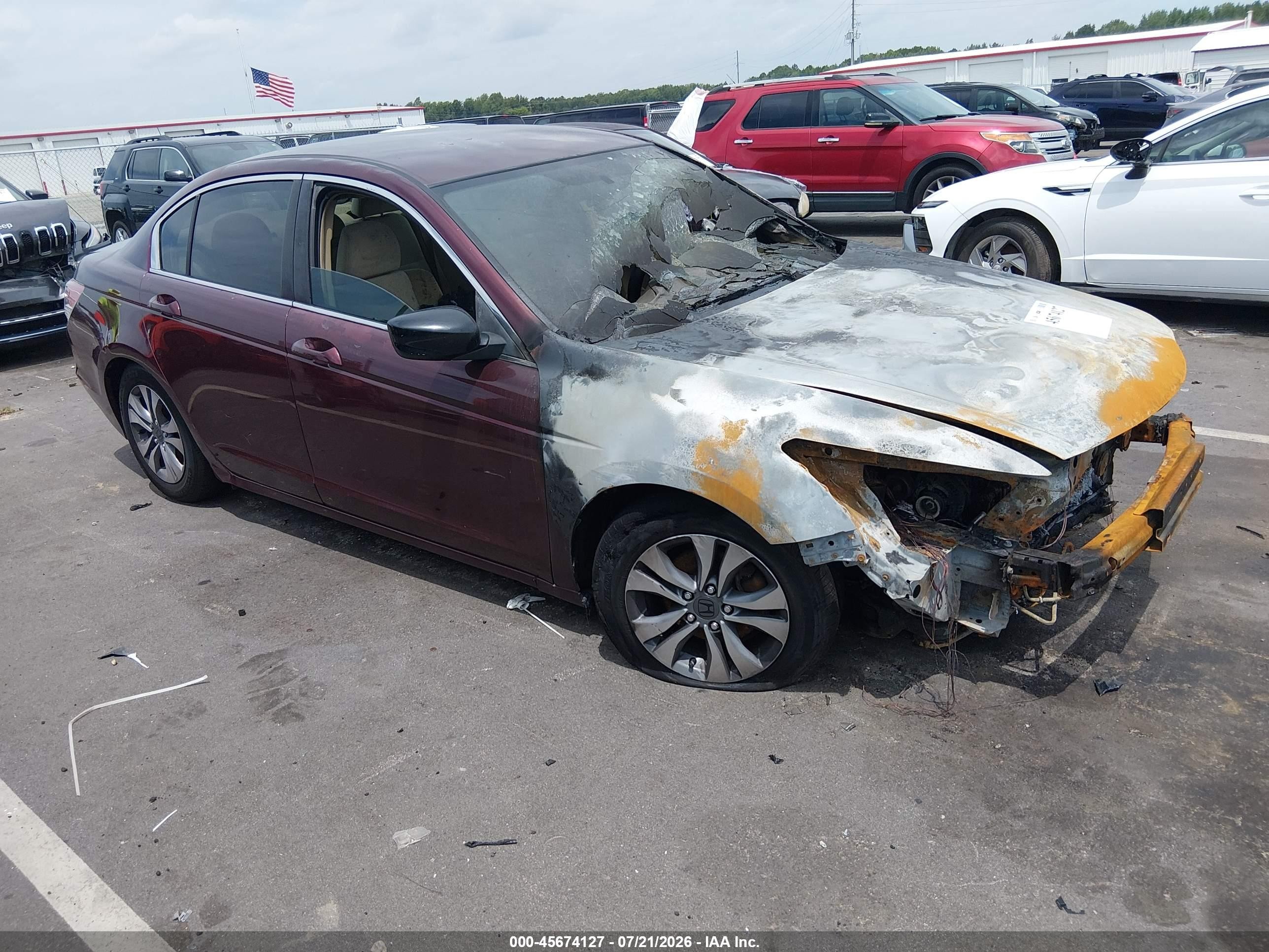 2008 Honda Accord 2.4 Lx Бордовый vin: 1HGCP263X8A081084