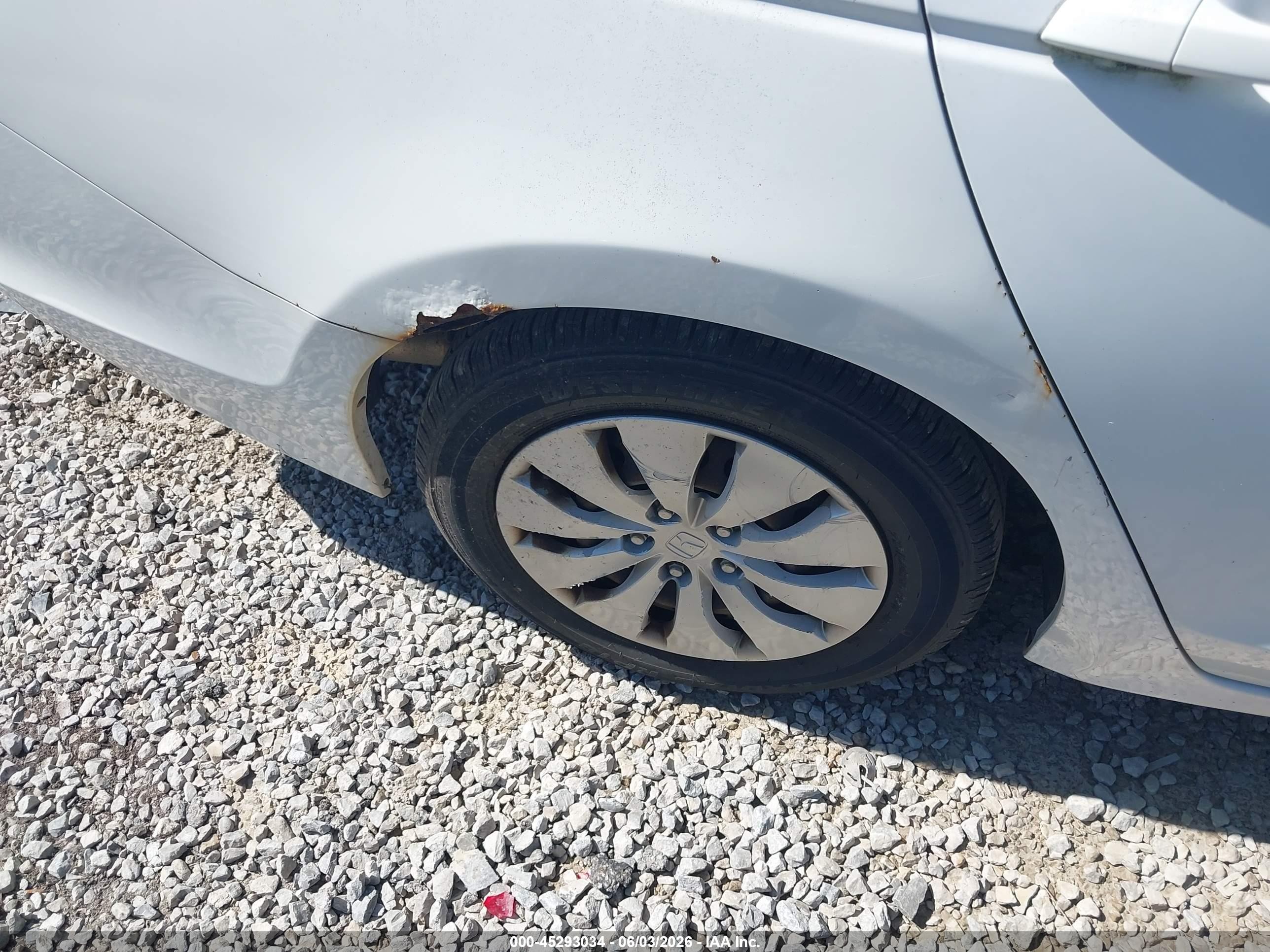 2008 Honda Accord 2.4 Lx White vin: 1HGCP263X8A094370