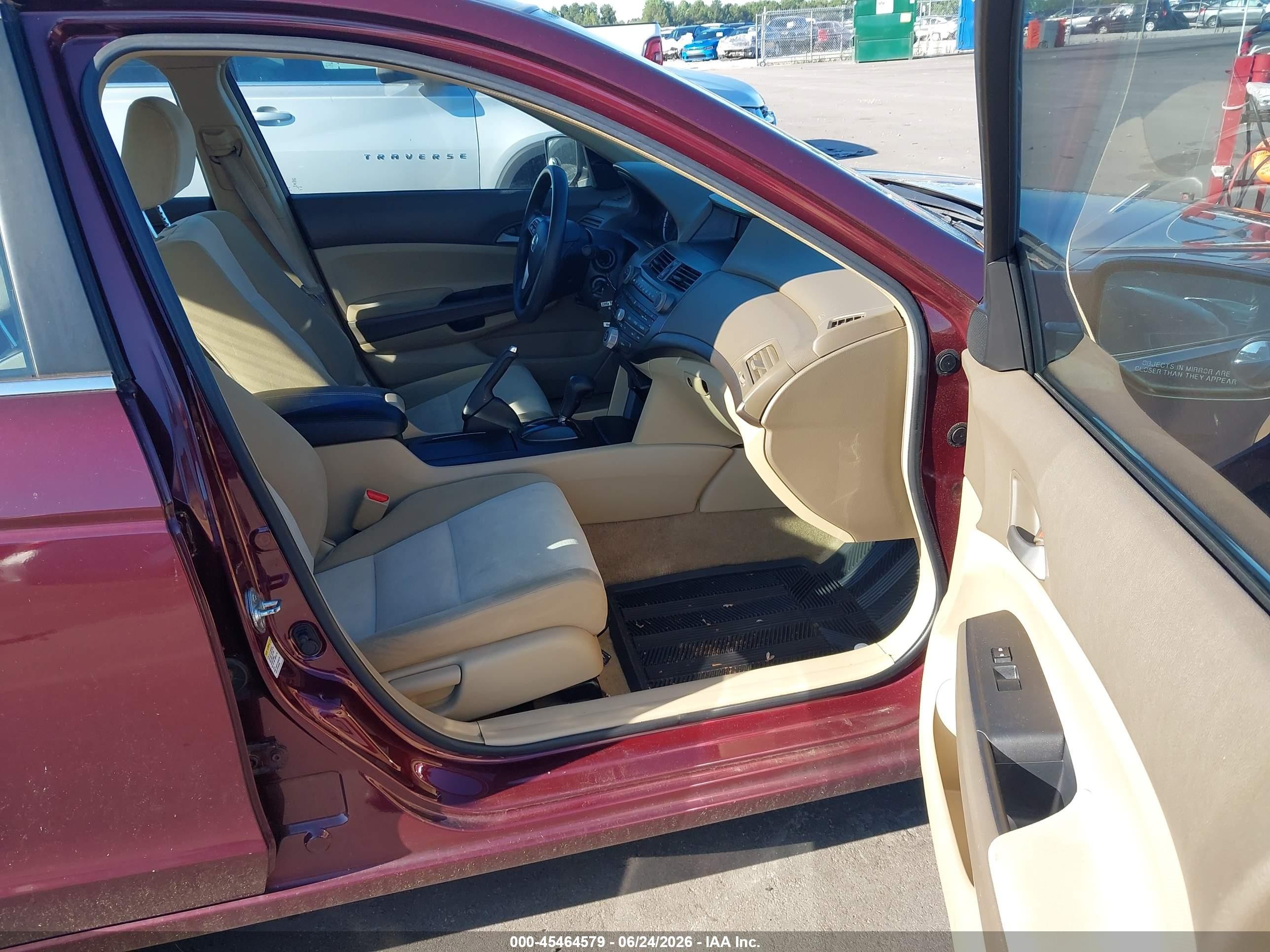 2008 Honda Accord 2.4 Lx Burgundy vin: 1HGCP263X8A134379