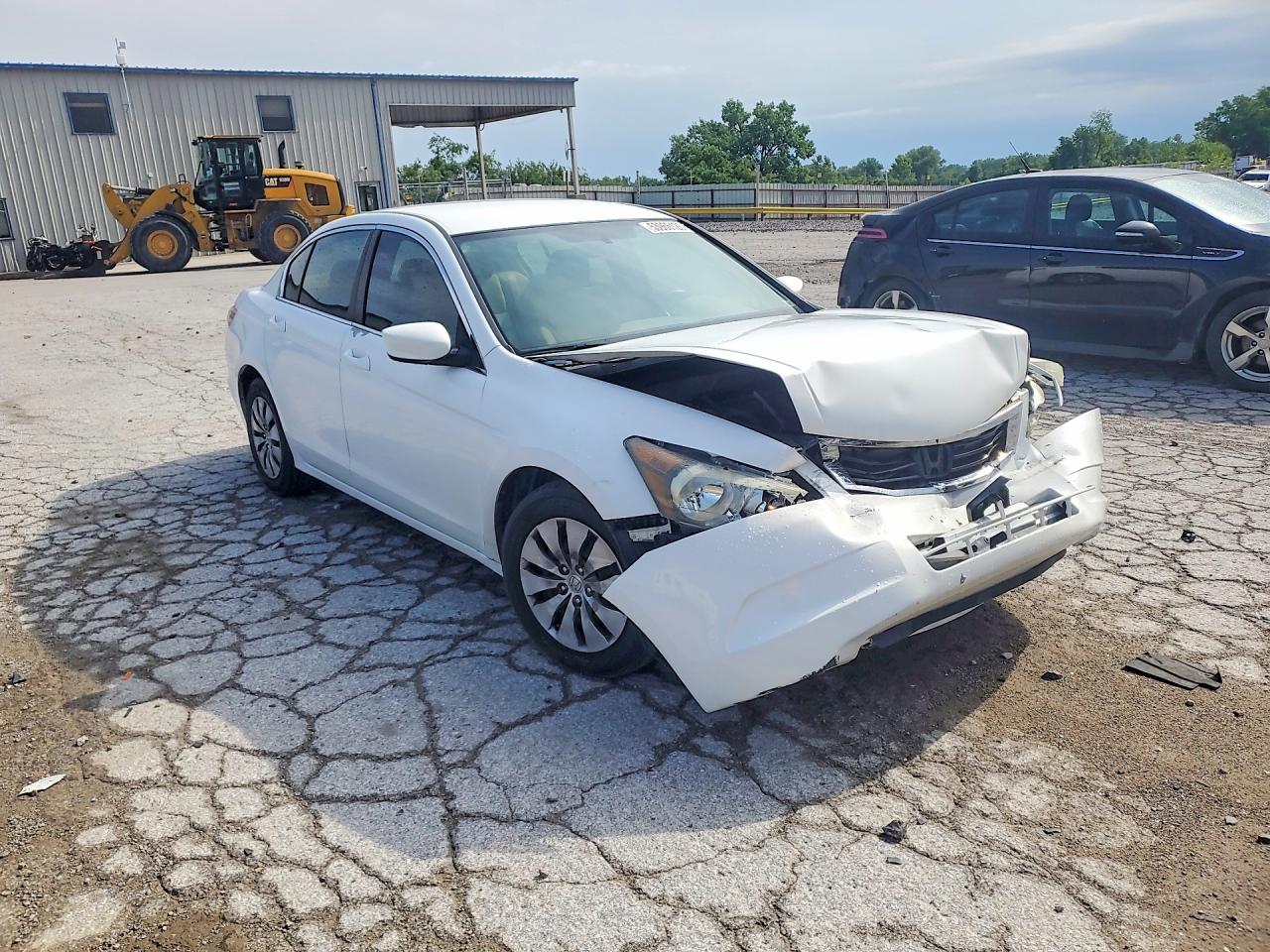 2008 Honda Accord Lx White vin: 1HGCP263X8A163722