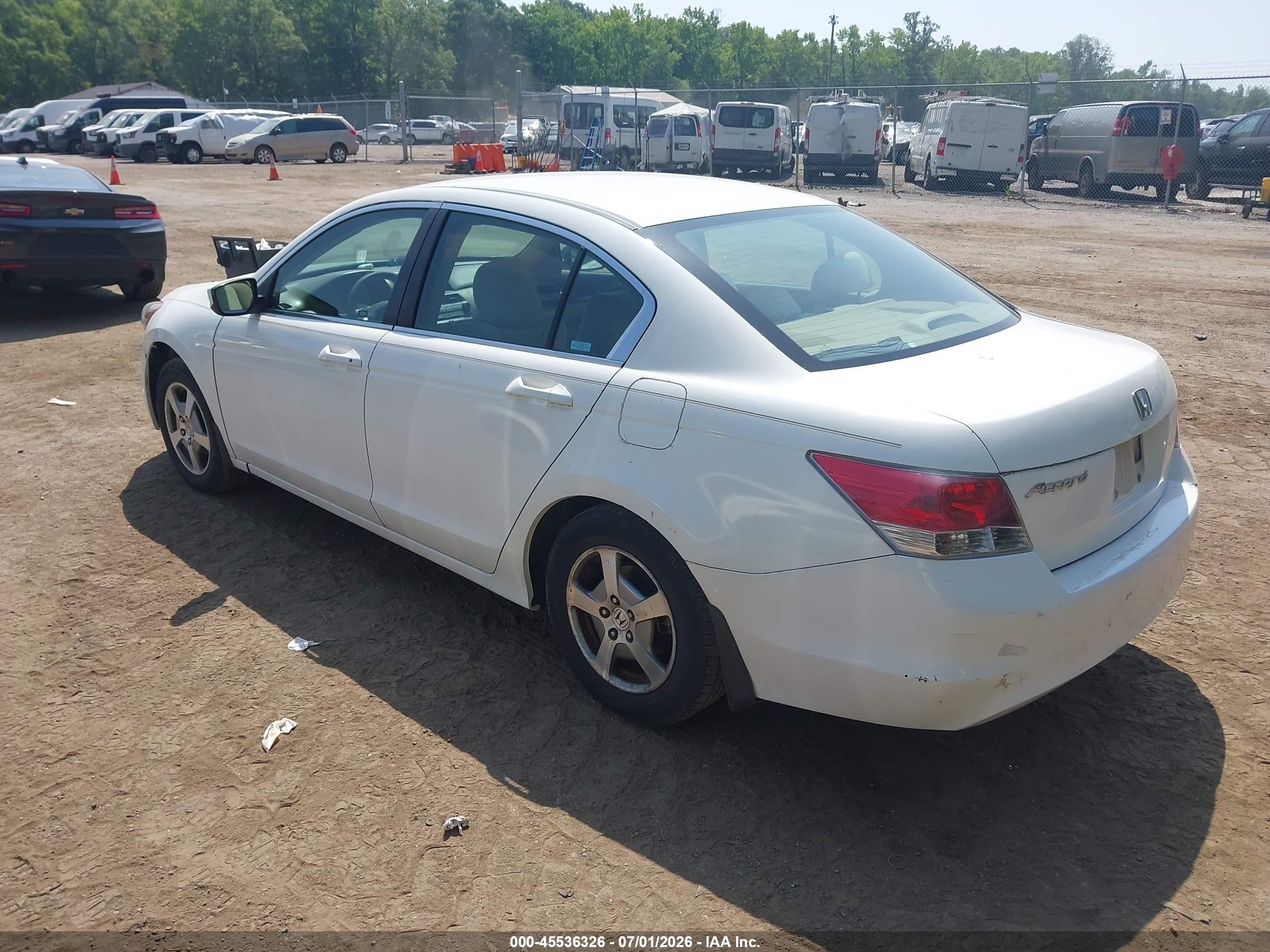 2009 Honda Accord 2.4 Lx White vin: 1HGCP263X9A008704
