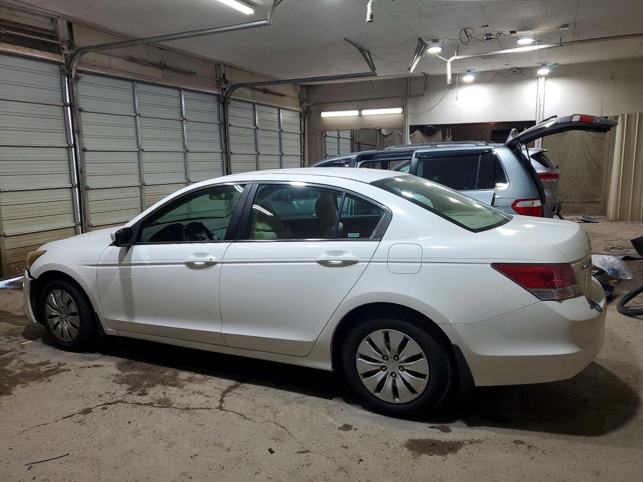 2009 Honda Accord Lx White vin: 1HGCP263X9A029875