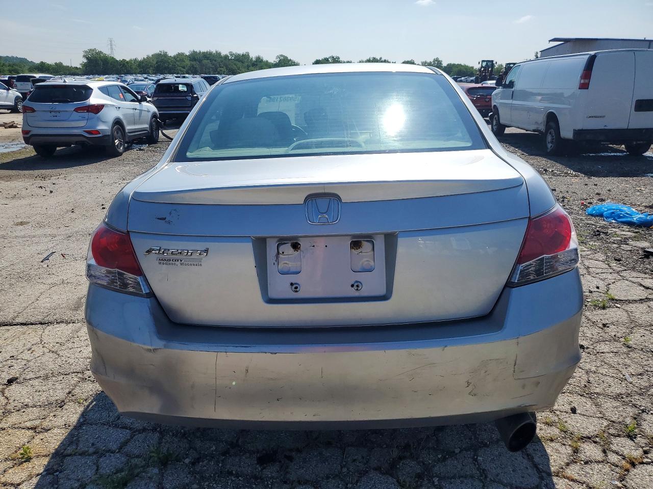 2009 Honda Accord Lx Silver vin: 1HGCP263X9A079000