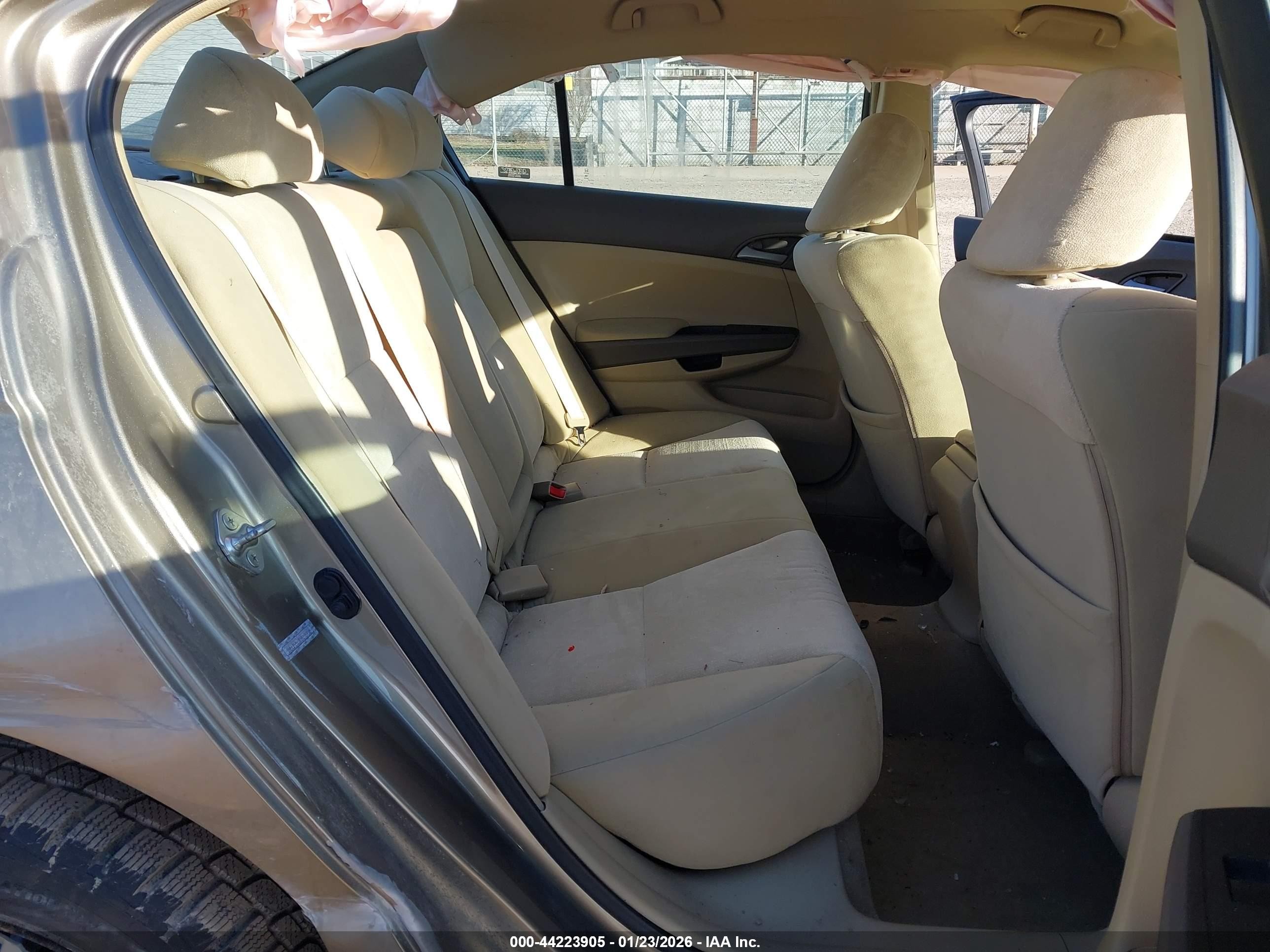 2009 Honda Accord 2.4 Lx Brown vin: 1HGCP263X9A188458