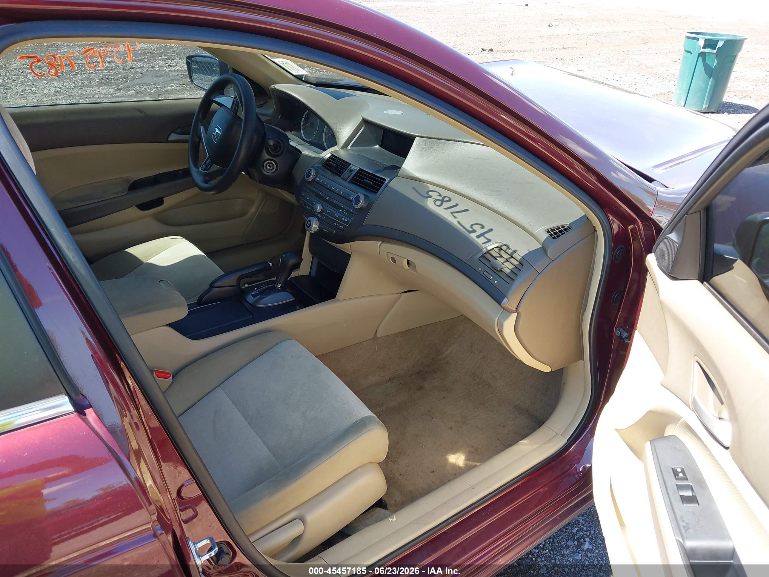 2009 Honda Accord 2.4 Lx Red vin: 1HGCP263X9A201287