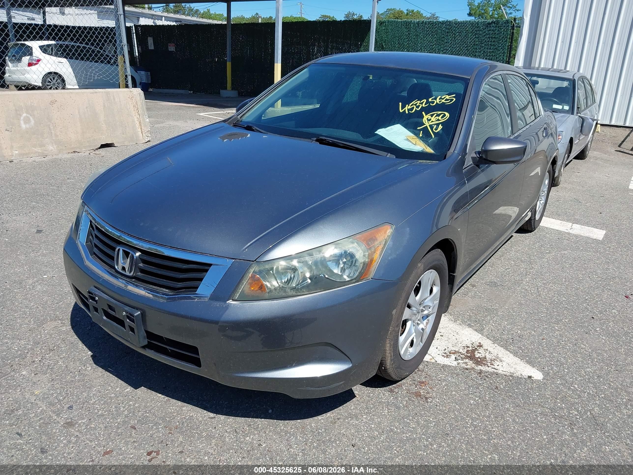 2008 Honda Accord 2.4 Lx-p Серый vin: 1HGCP26408A049477