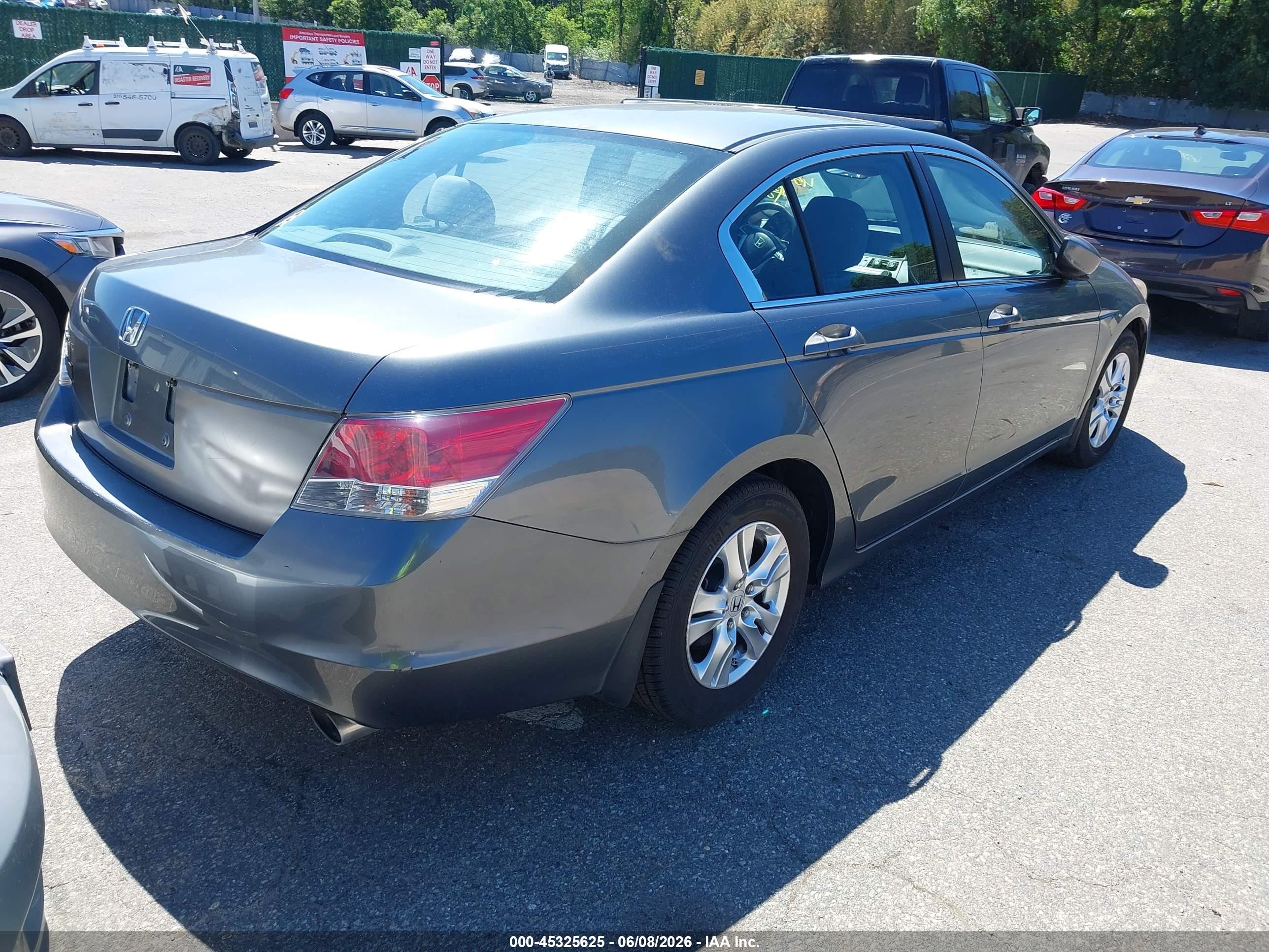 2008 Honda Accord 2.4 Lx-p Серый vin: 1HGCP26408A049477