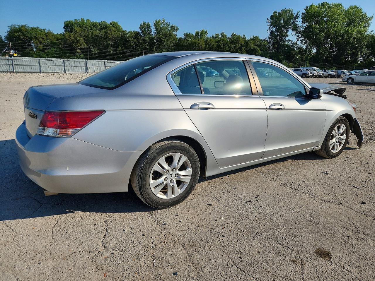 2009 Honda Accord Lxp Серебряный vin: 1HGCP26409A047133